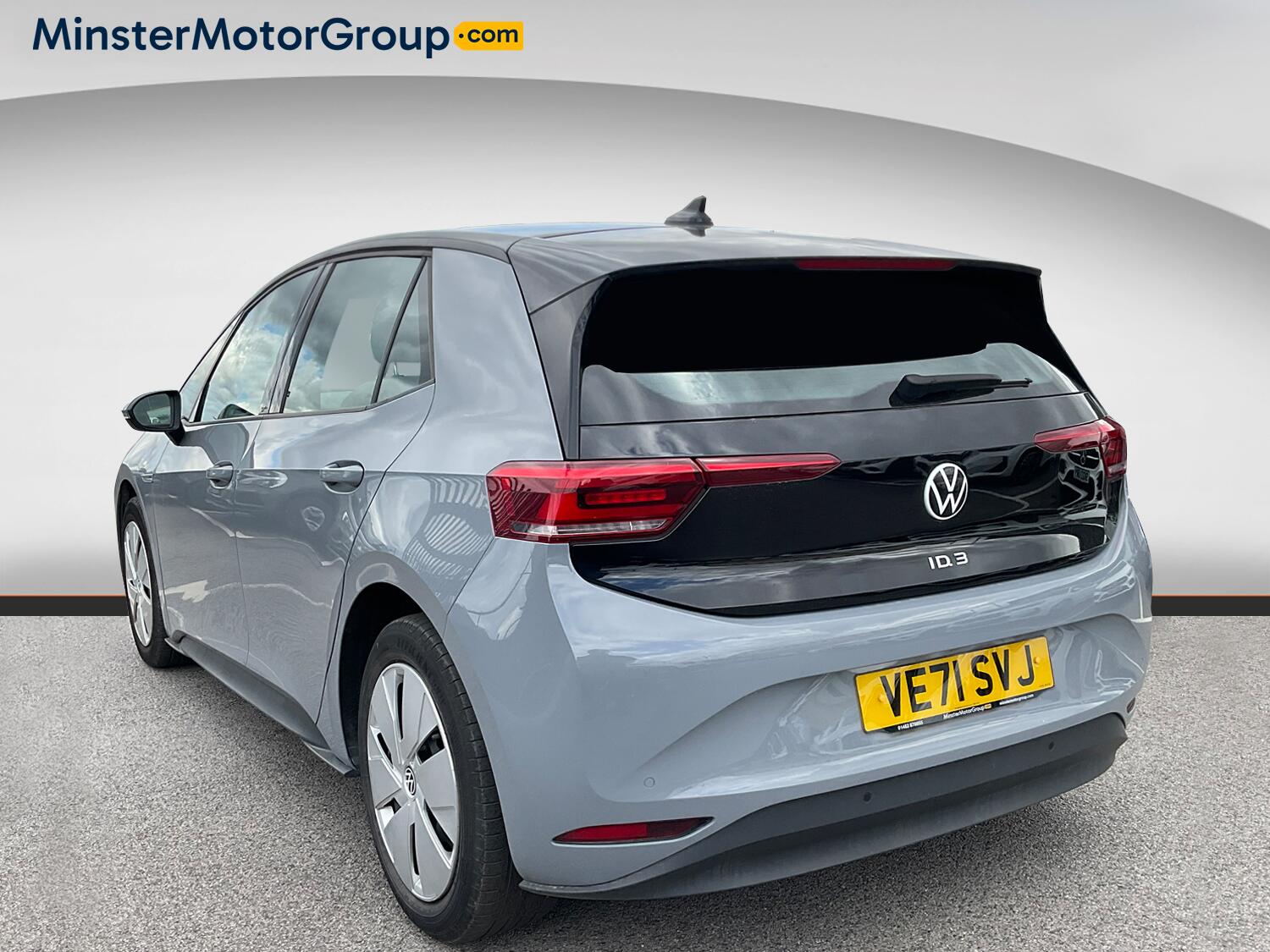 Volkswagen ID.3 view 4