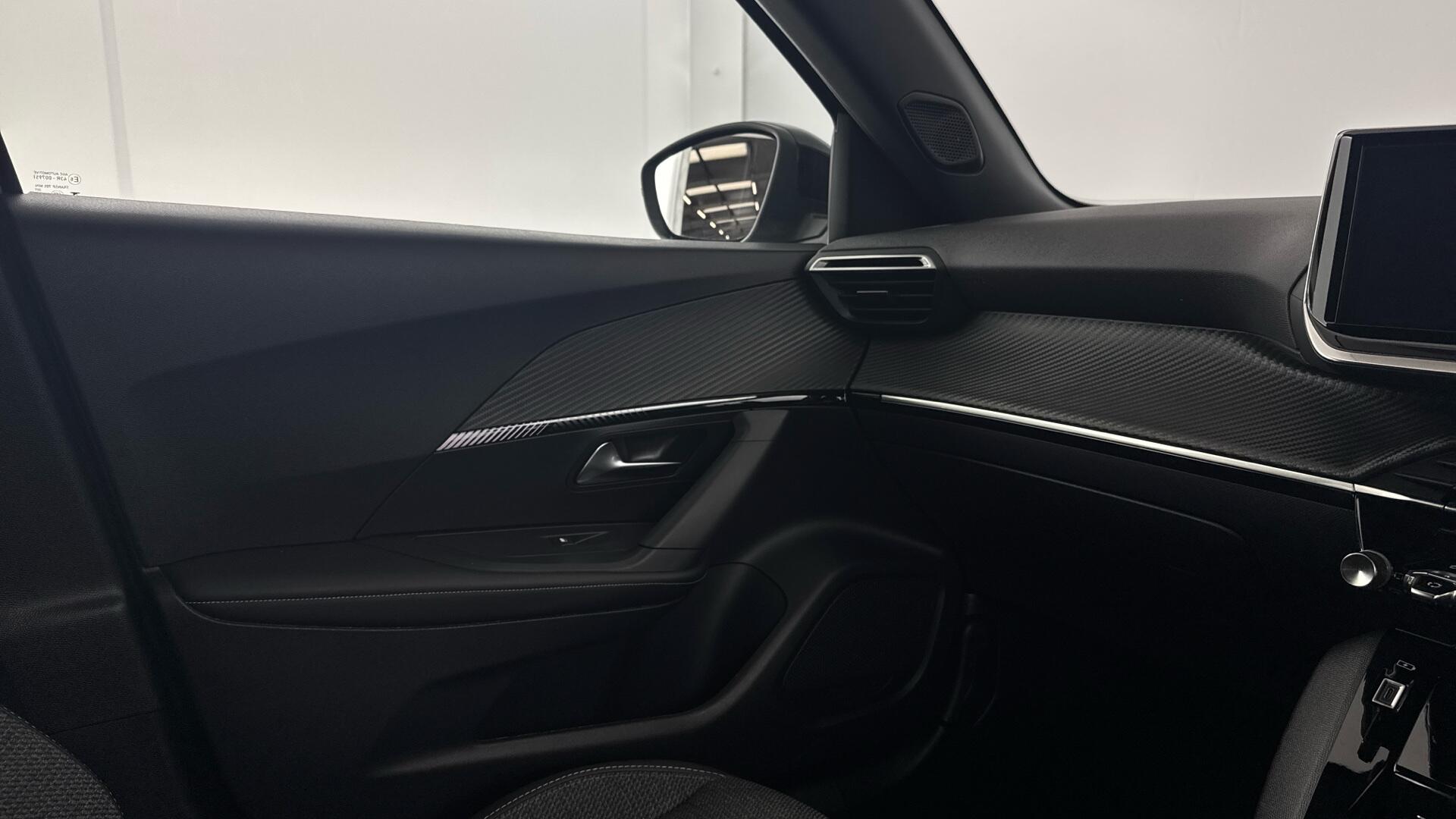 Peugeot 2008 view 26
