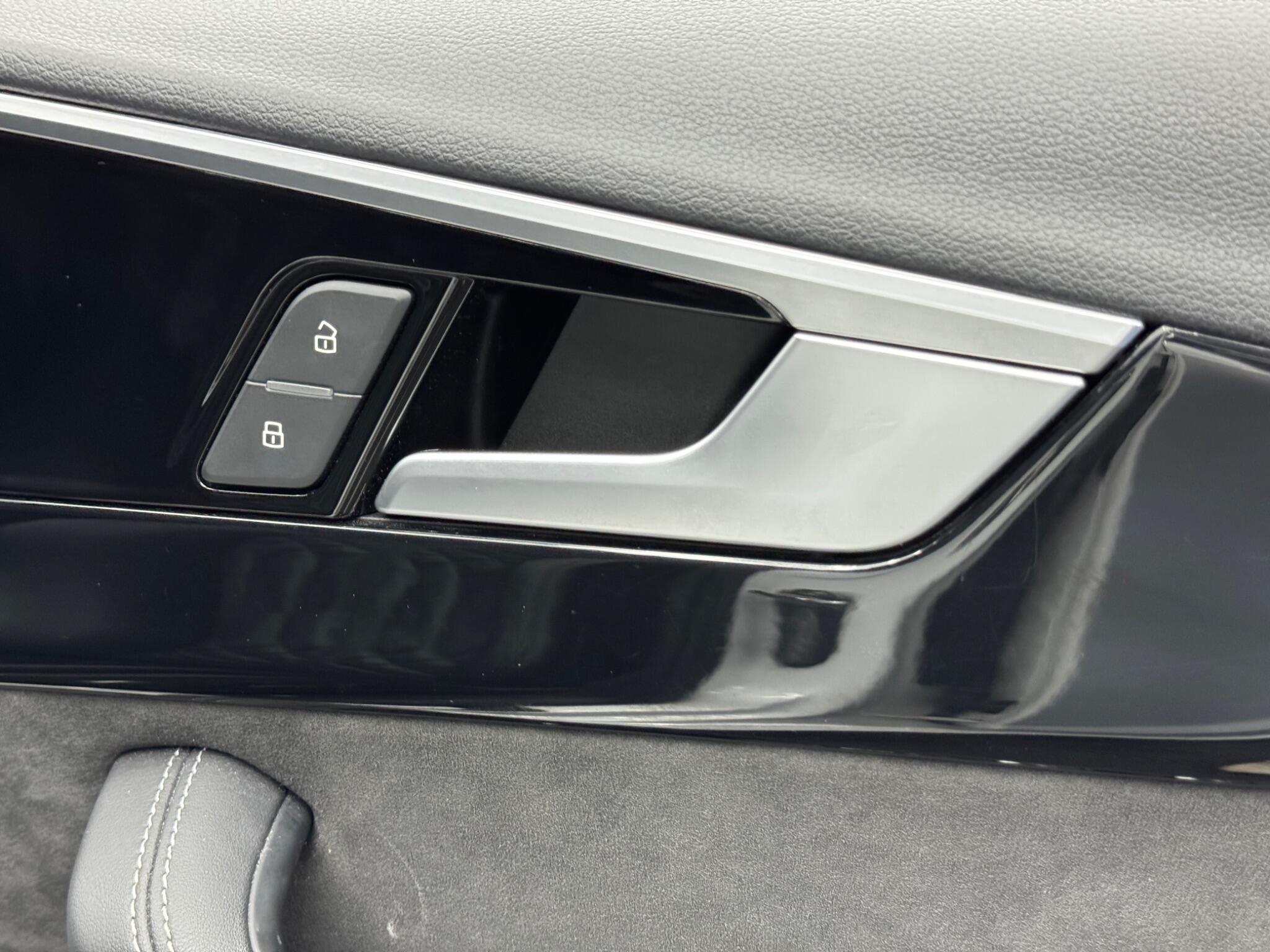 Audi S4 view 46