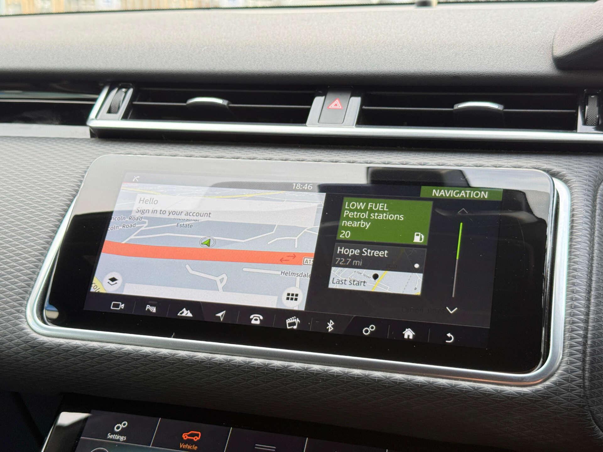Land Rover Range Rover Velar view 63
