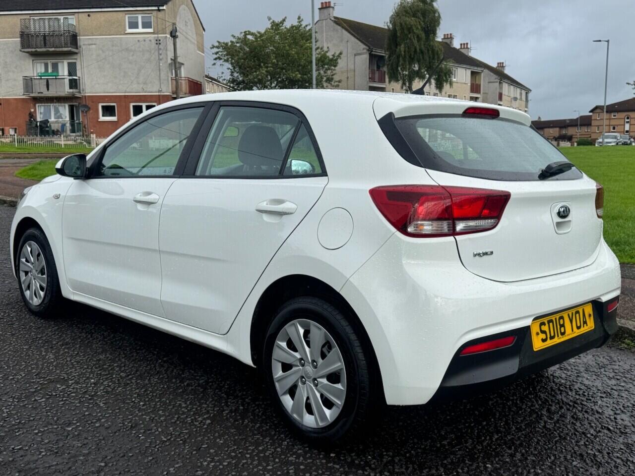 Kia Rio view 5