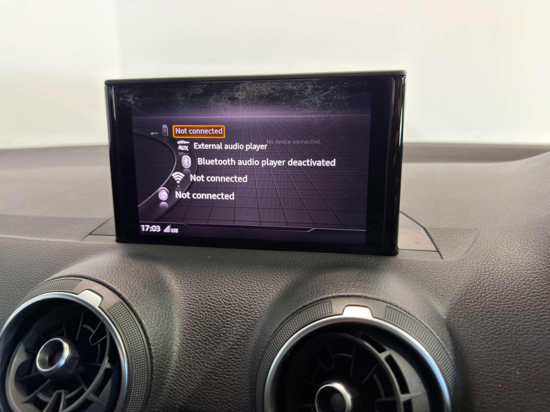 Audi Q2 view 46