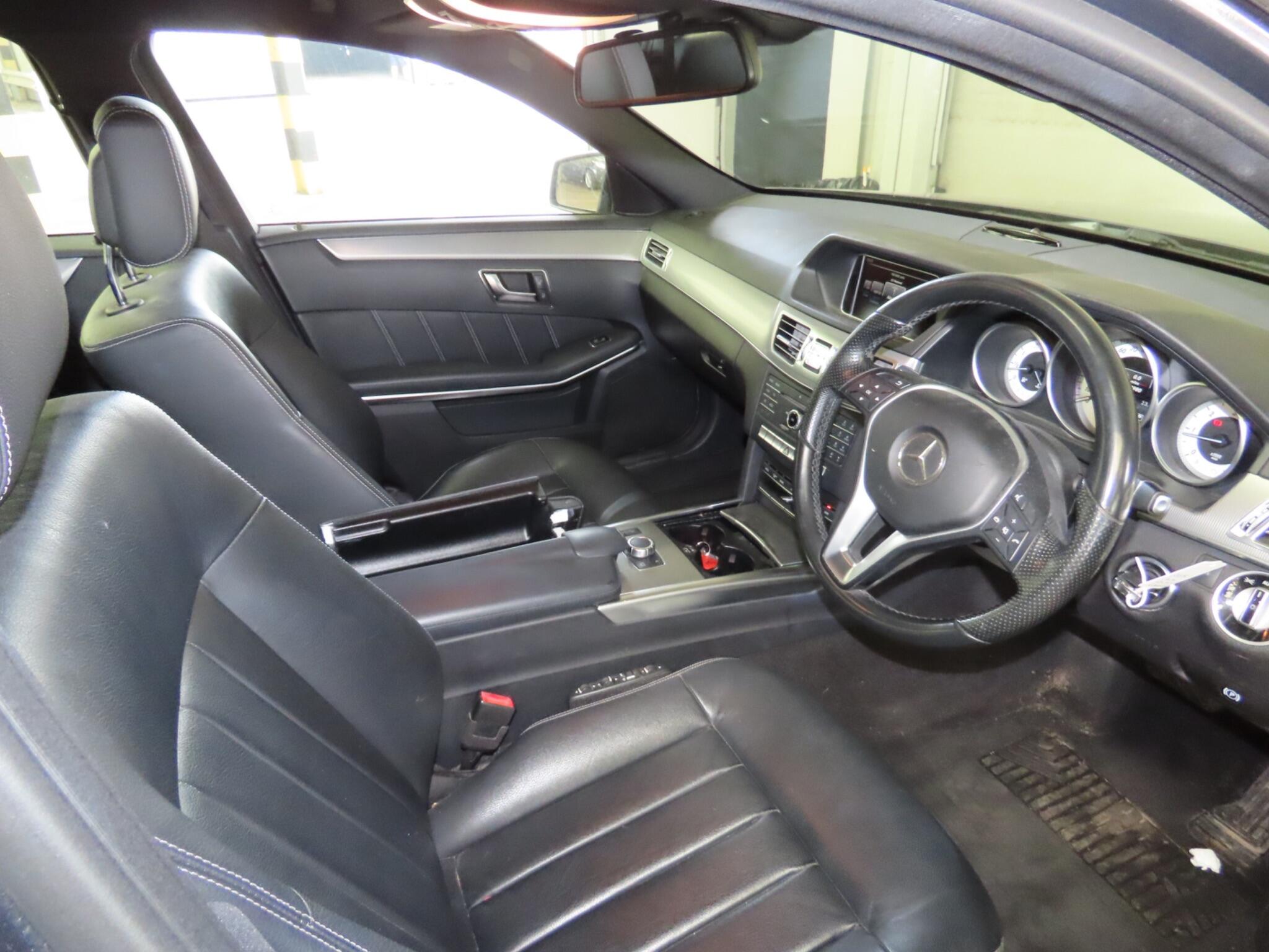 Mercedes-Benz E-Class view 6