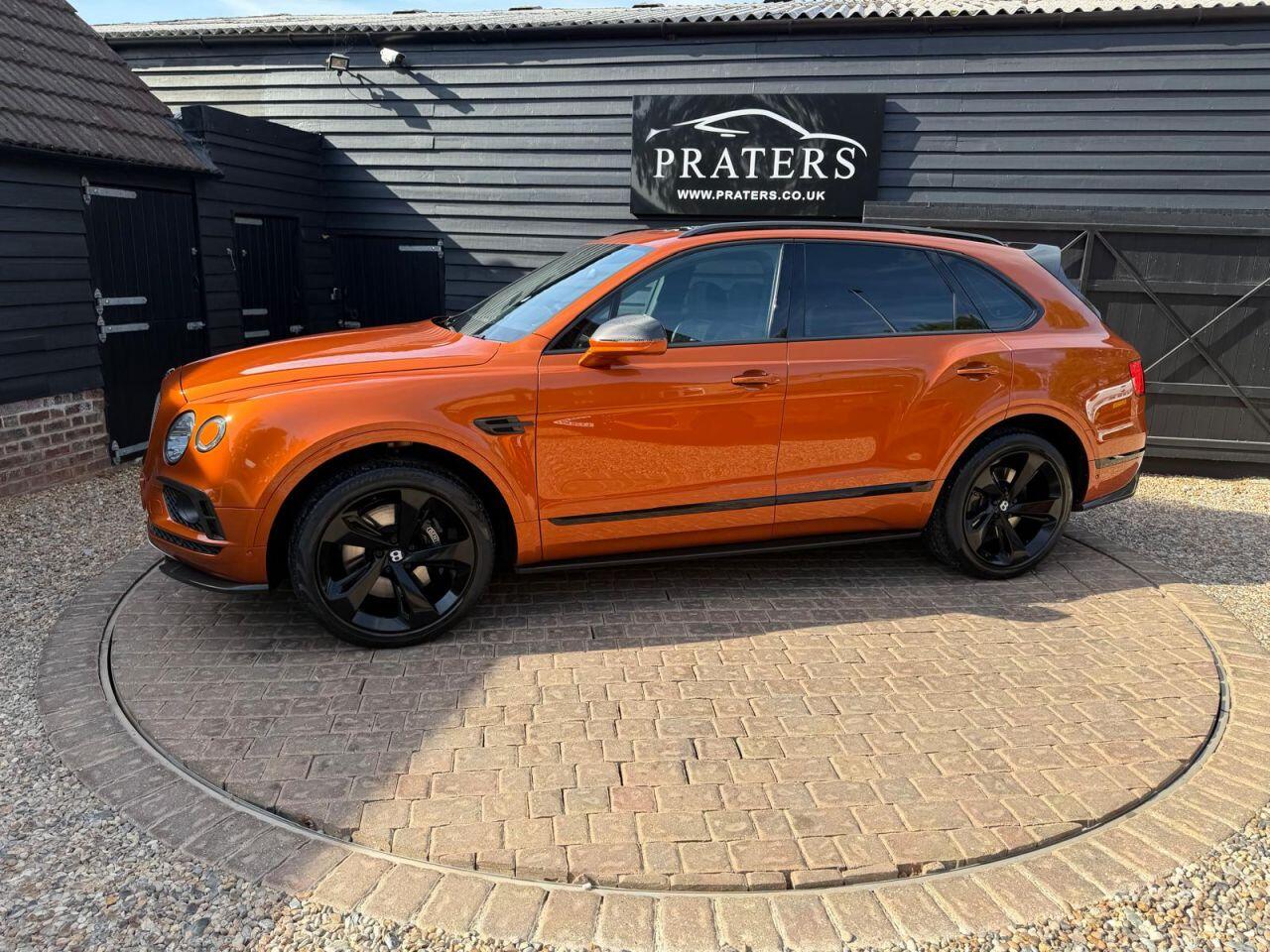 Bentley Bentayga view 45