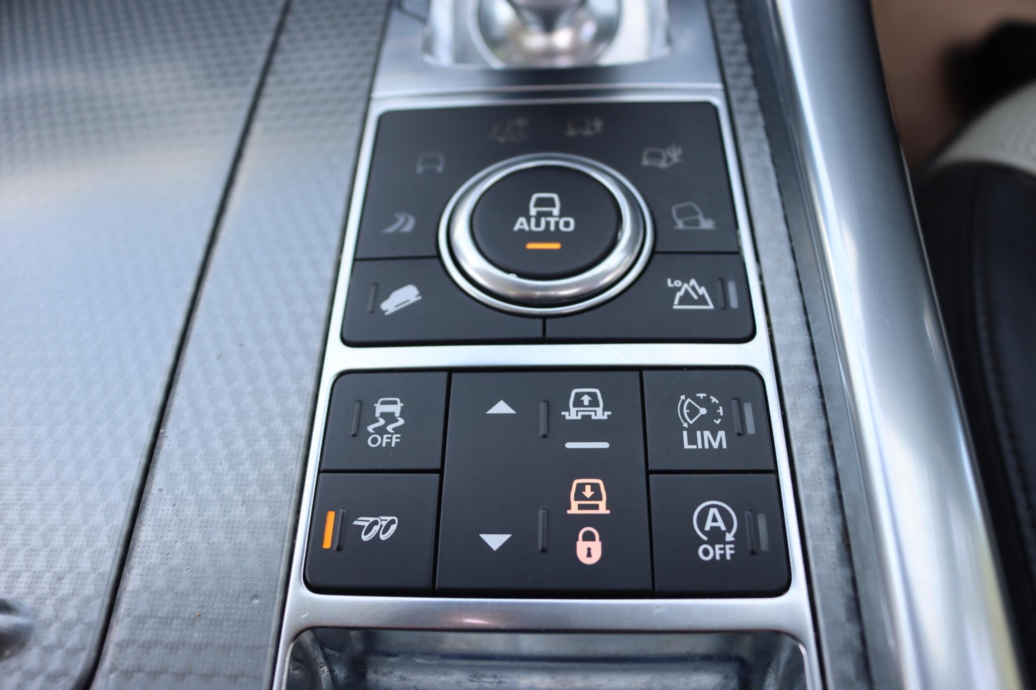 Land Rover Range Rover Sport view 31