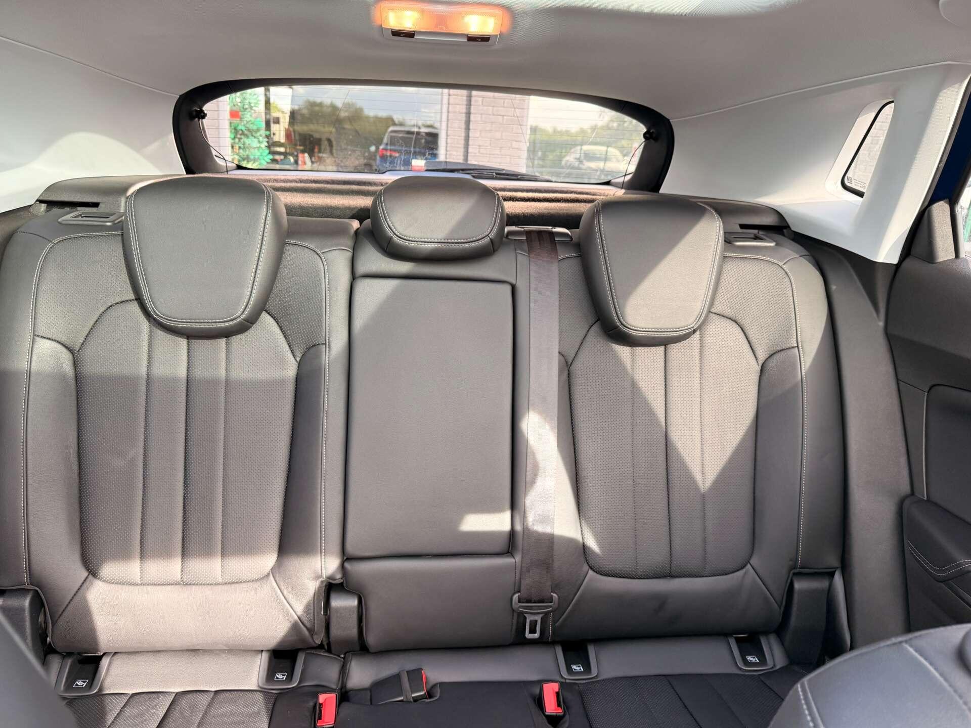 Vauxhall Grandland X view 32