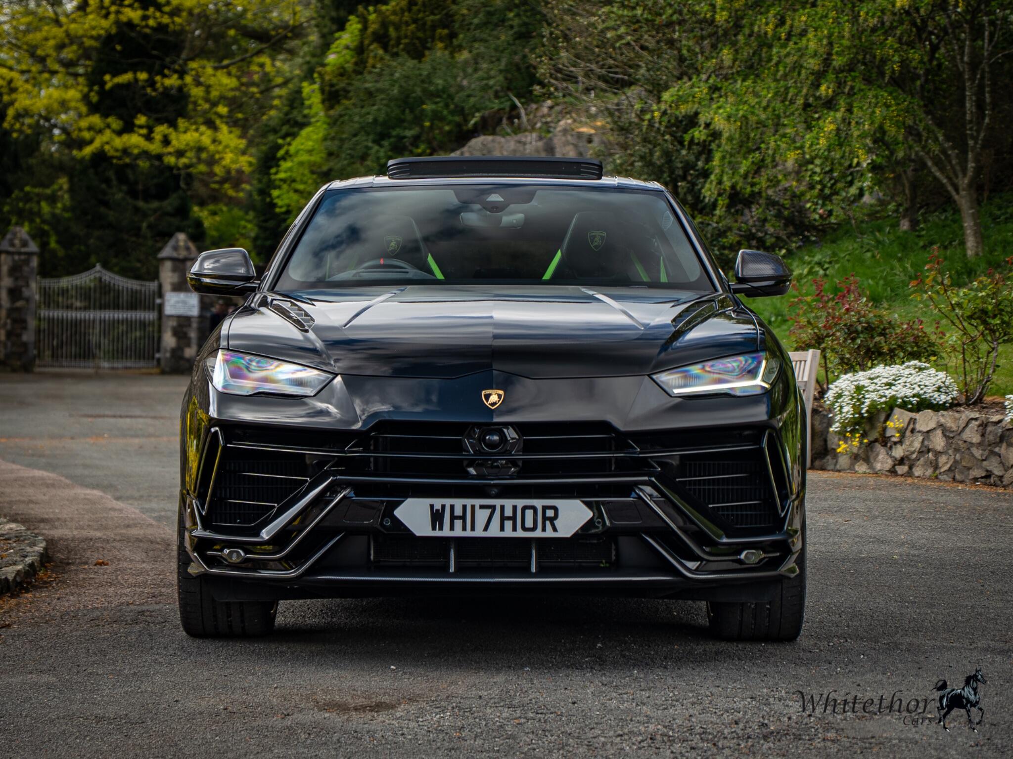 Lamborghini Urus view 2