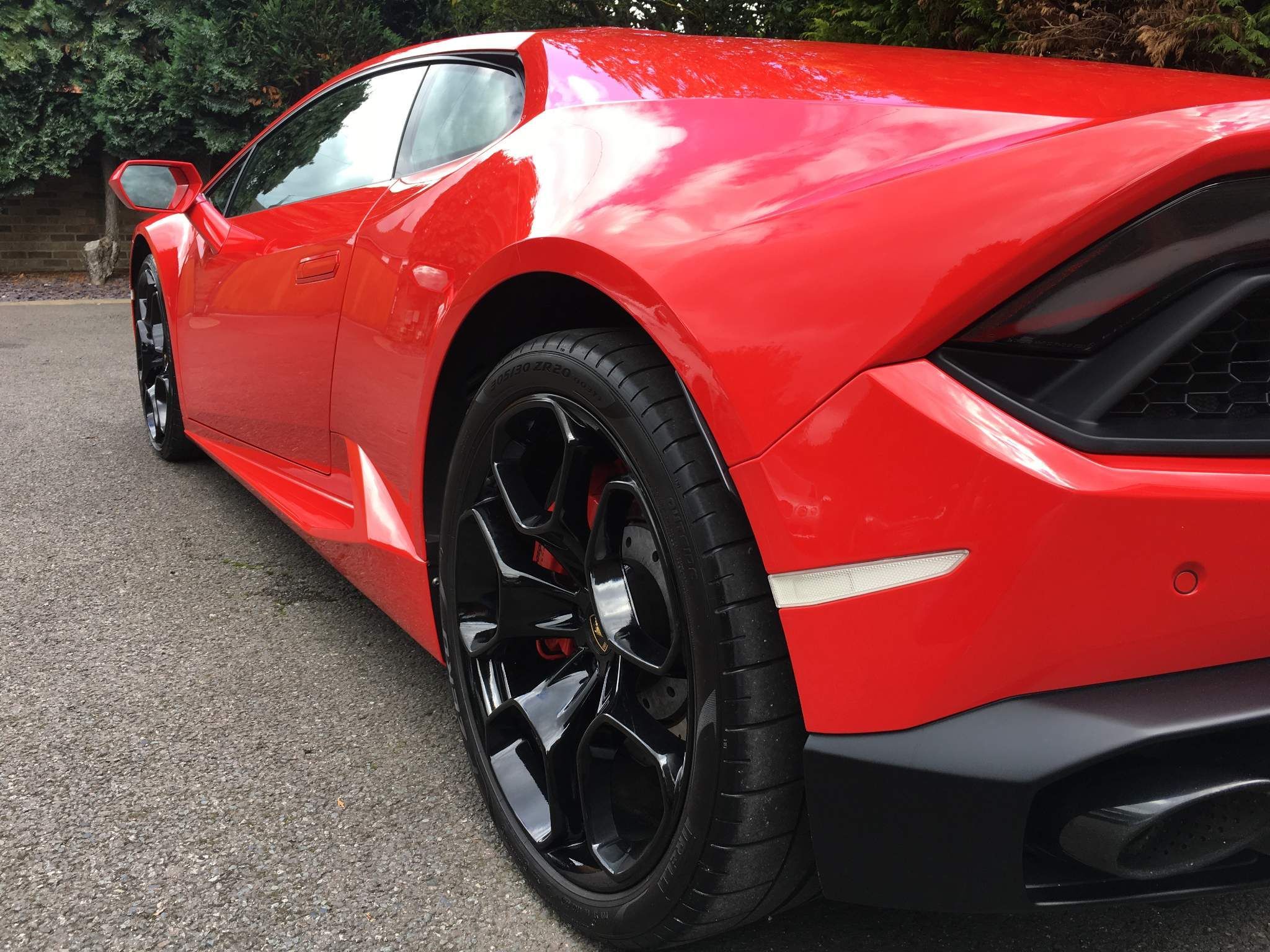 Lamborghini Huracan view 10