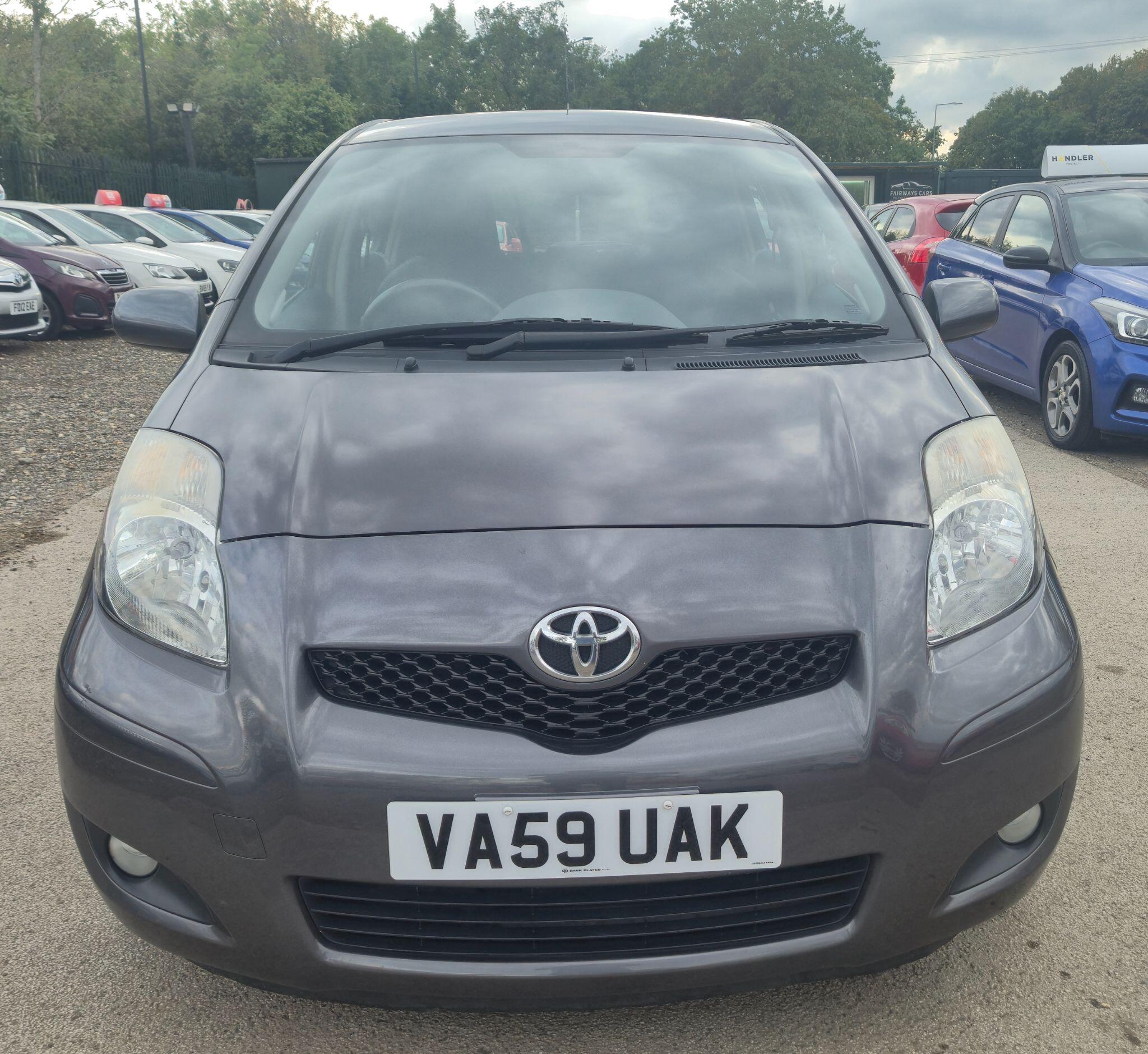 Toyota Yaris view 9