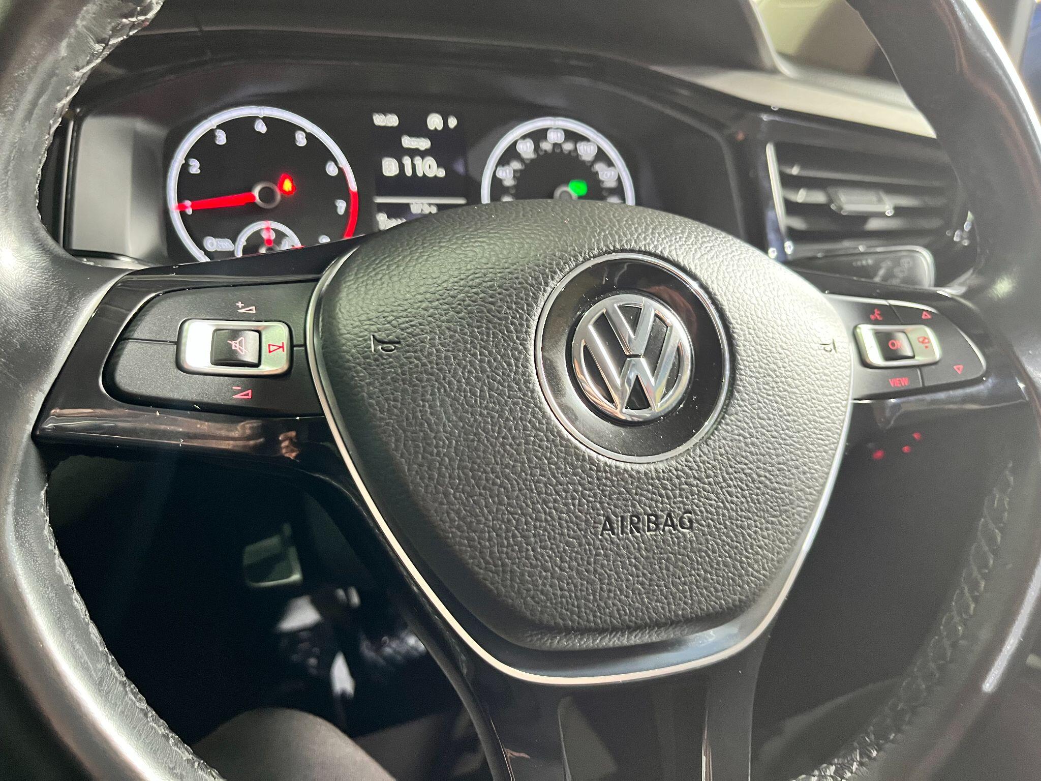 Volkswagen Polo view 19