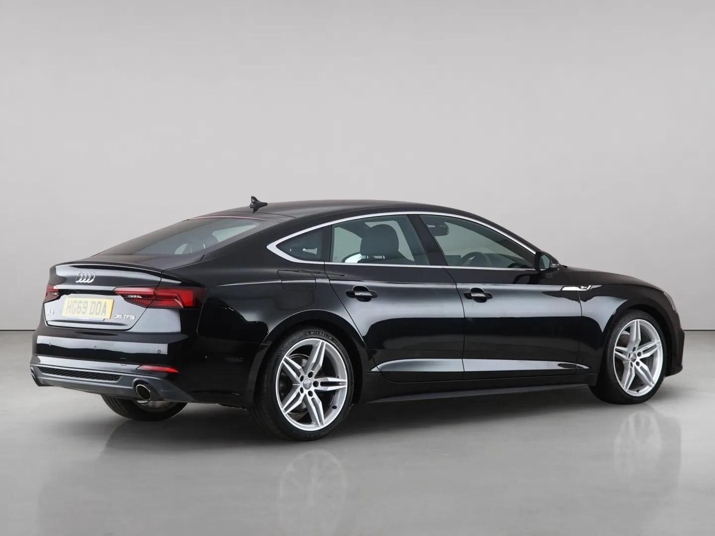 Audi A5 view 7