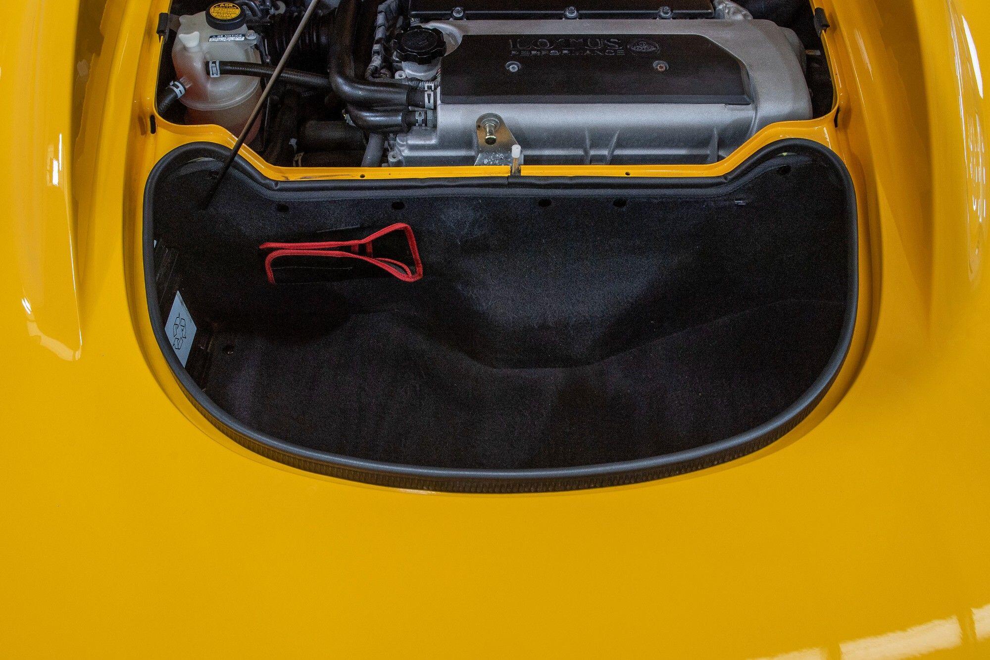 Lotus Elise view 26