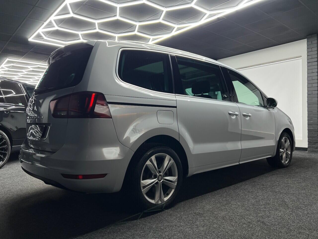 SEAT Alhambra view 14