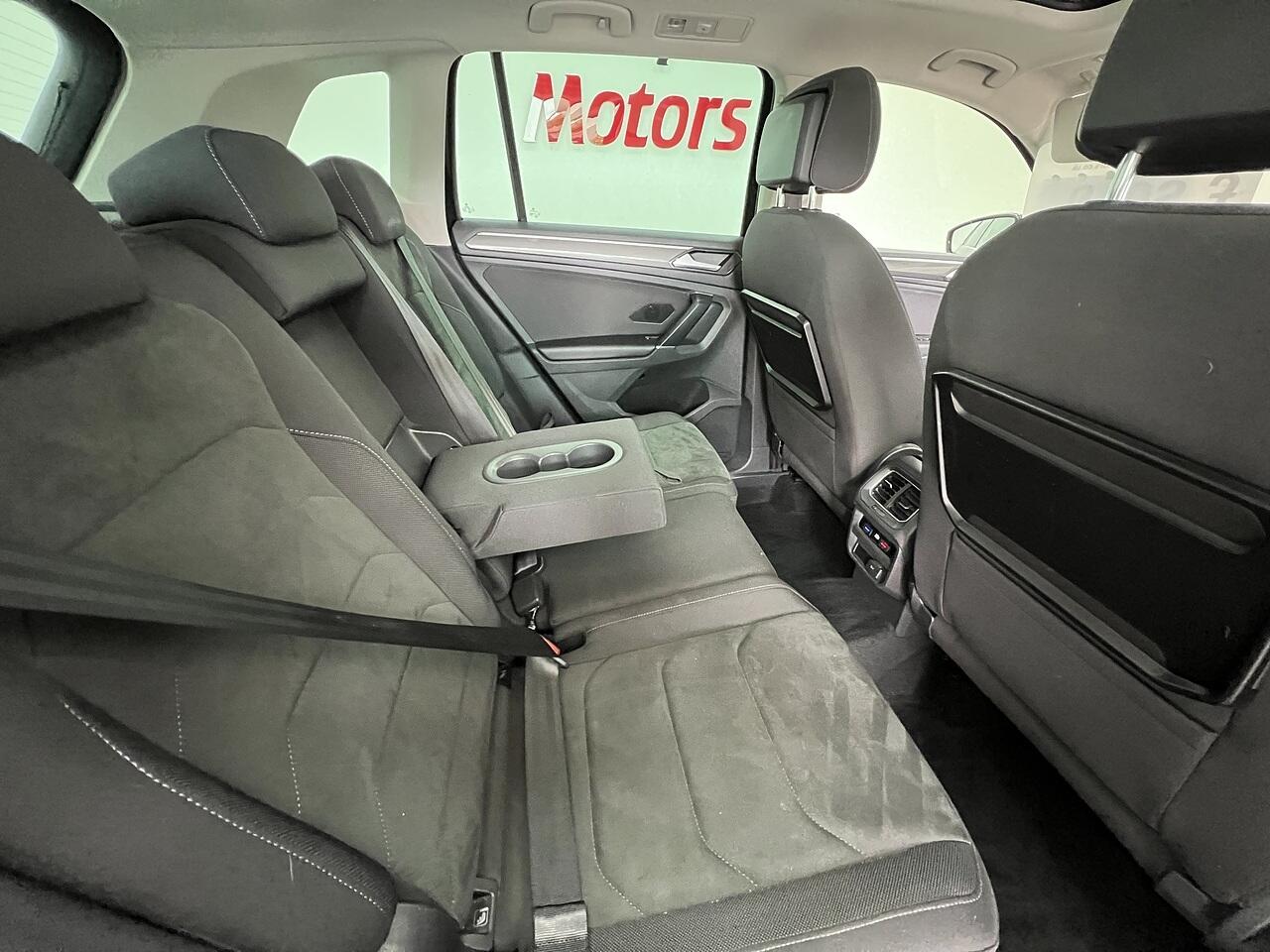Volkswagen Tiguan view 15