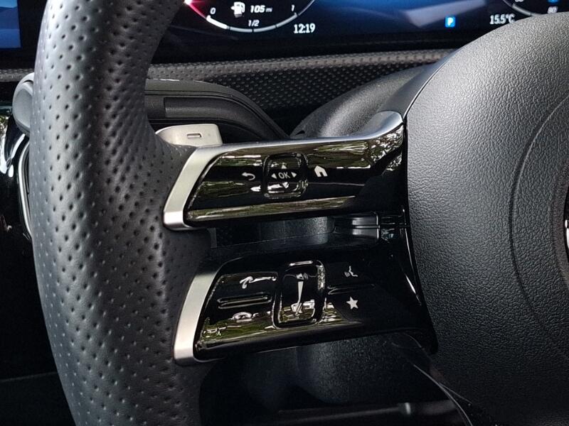 Mercedes-Benz CLA view 12