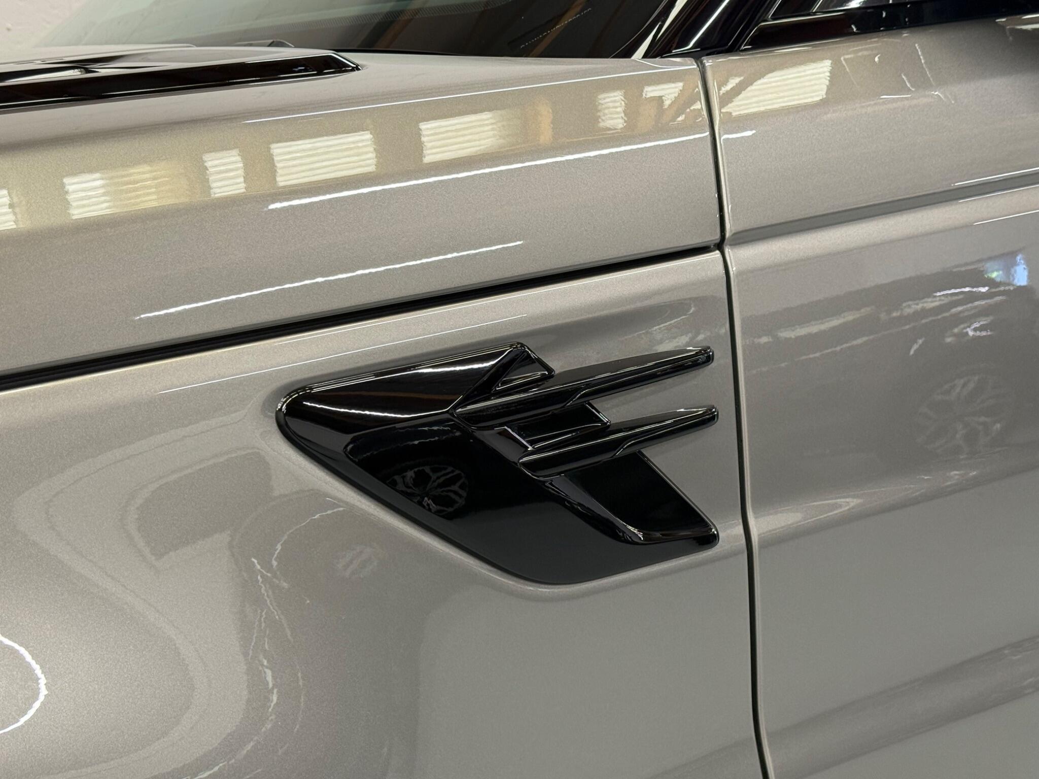 Land Rover Range Rover Sport view 35