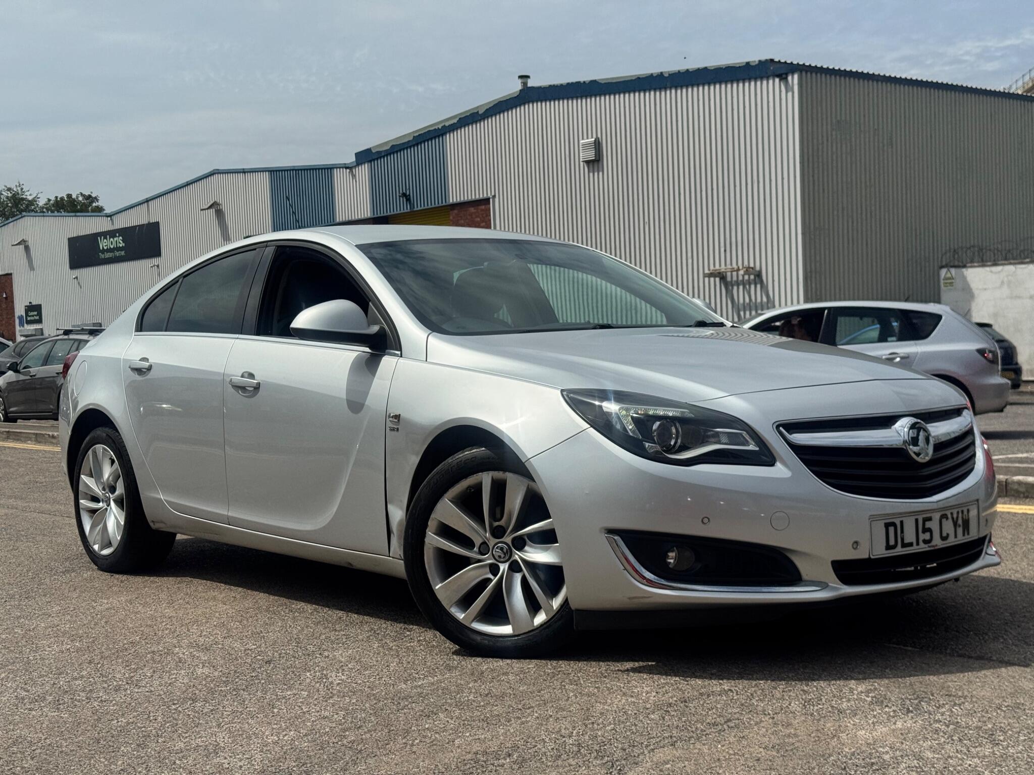 Vauxhall Insignia view 5