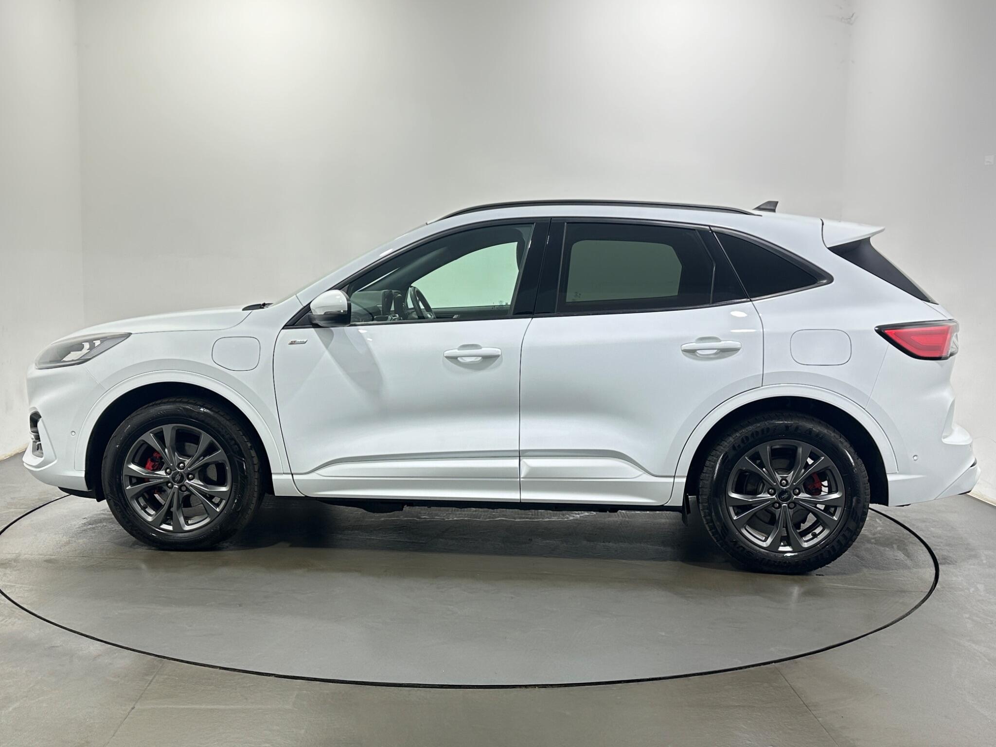 Ford Kuga view 5