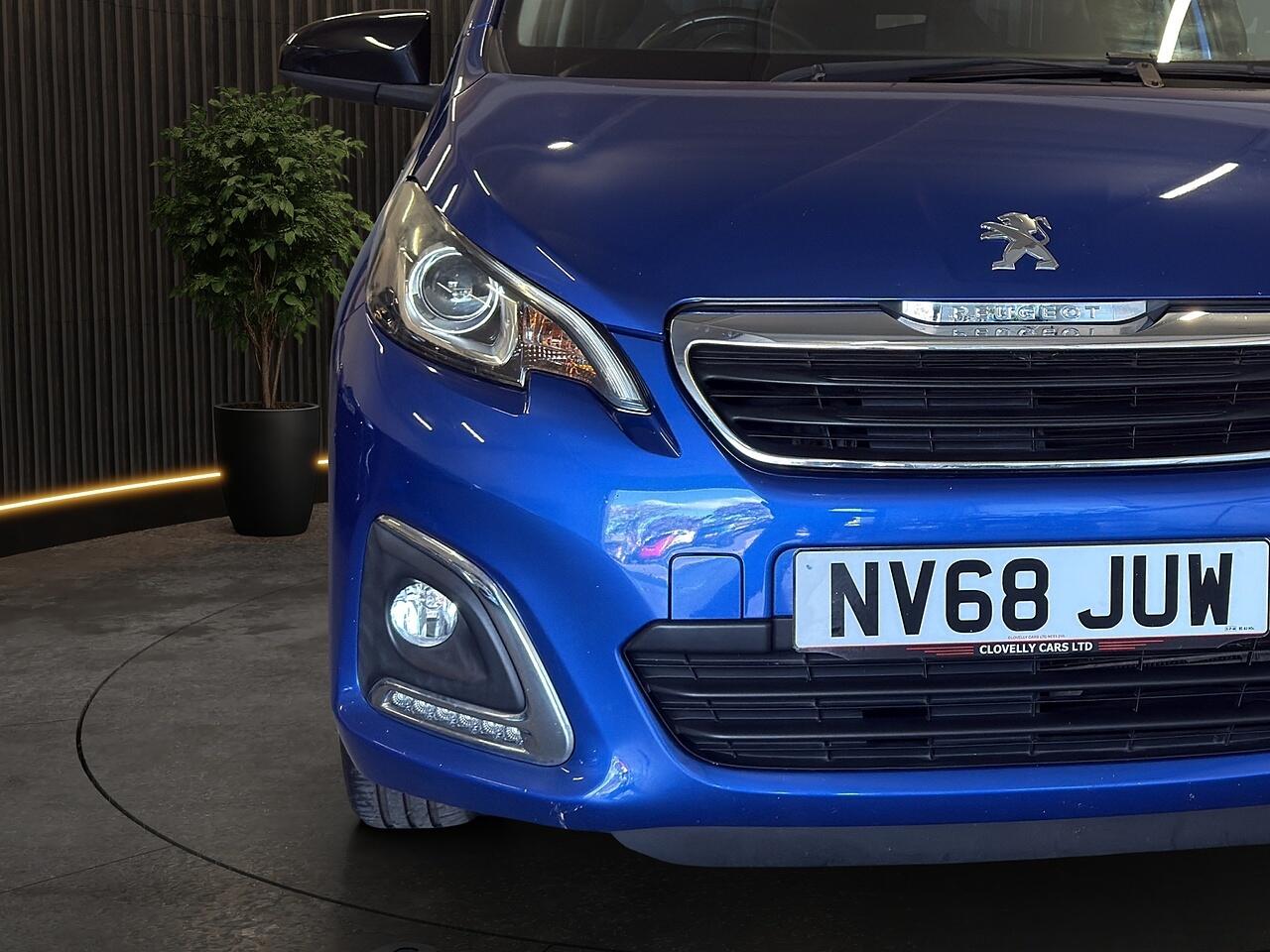 Peugeot 108 view 17