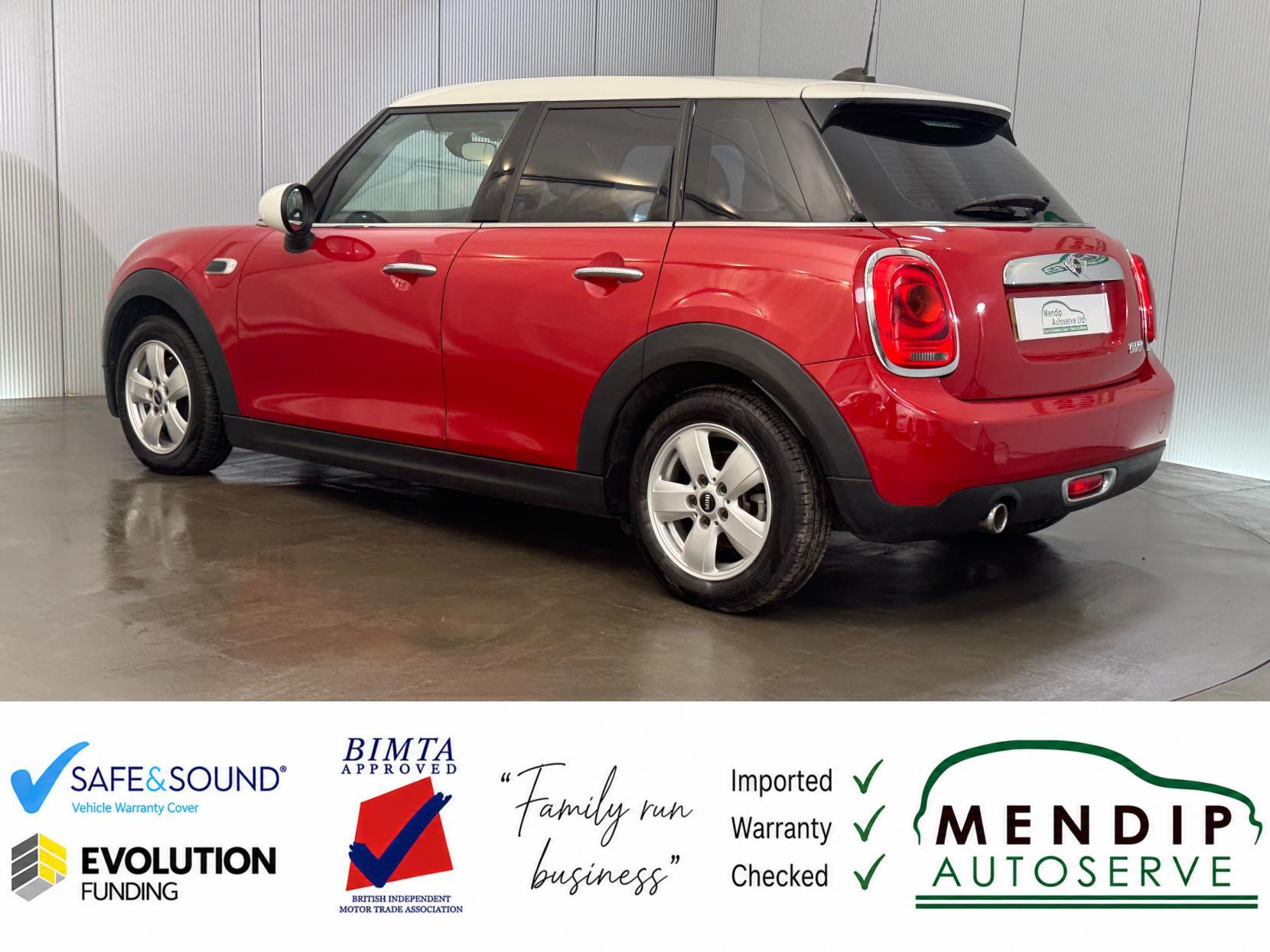 Mini Cooper view 15