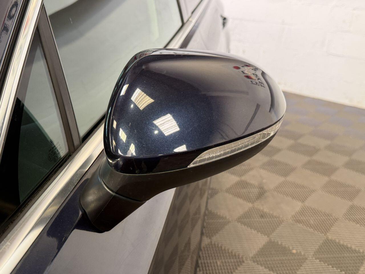 Volkswagen Passat view 25
