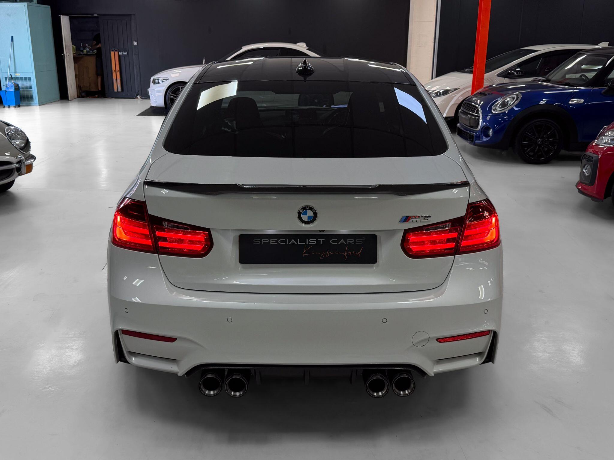 BMW M3 view 9