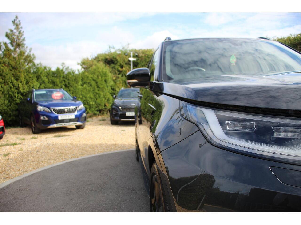Land Rover Discovery view 82