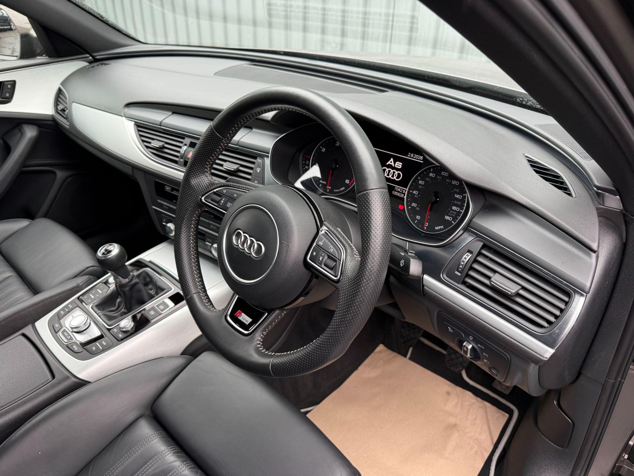 Audi A6 view 14