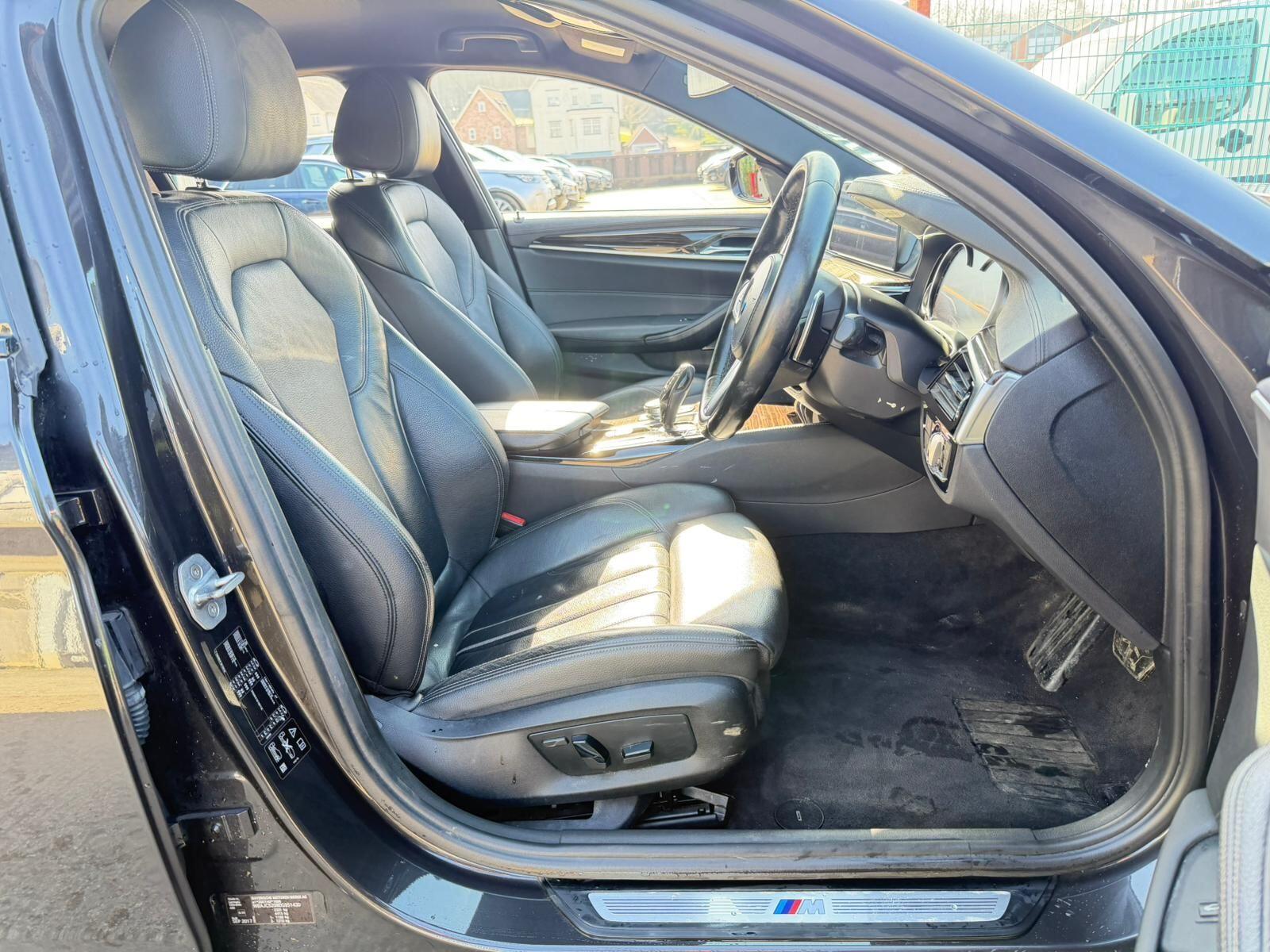 BMW 5 Series view 15