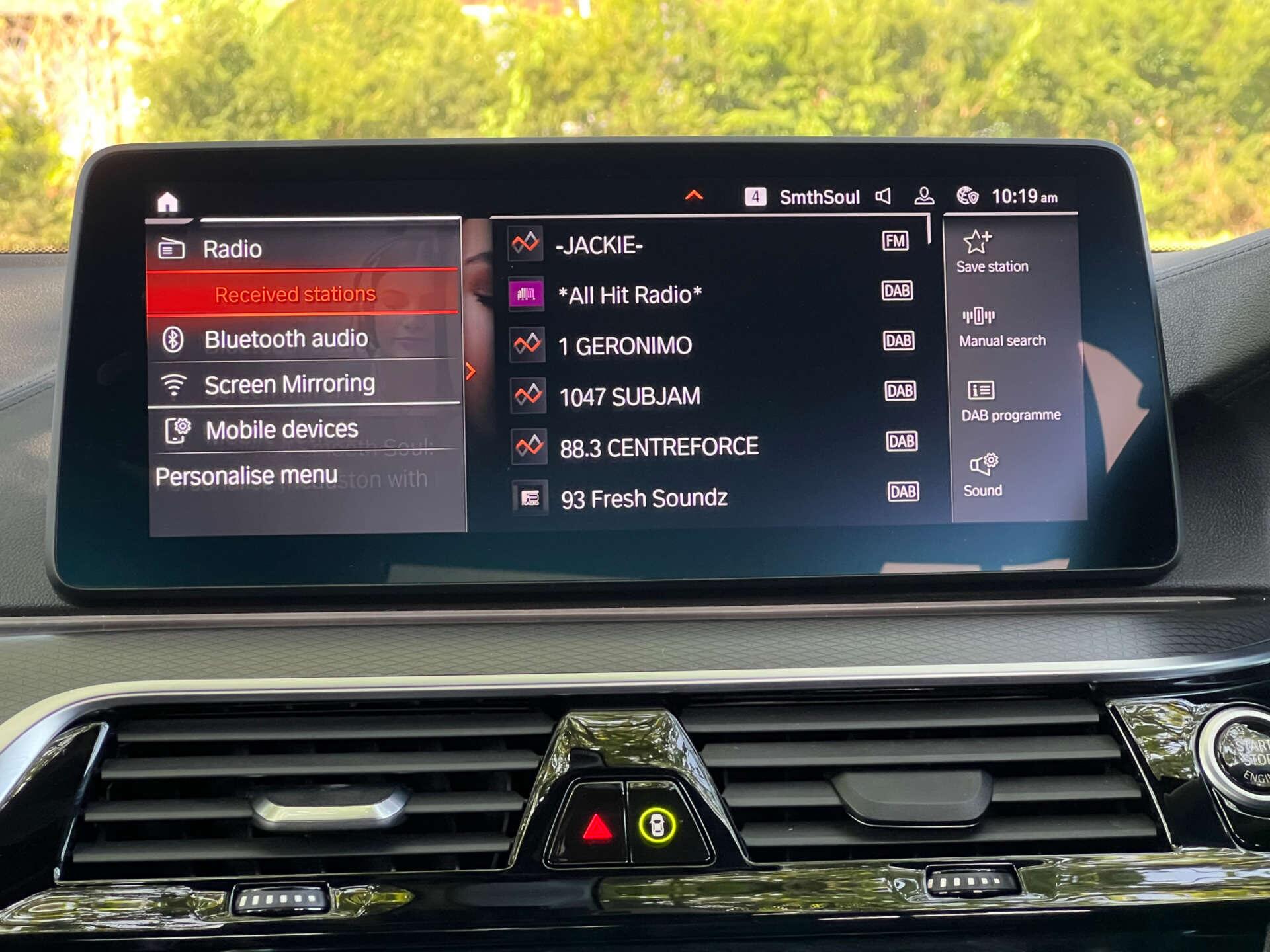 BMW 5 Series view 39