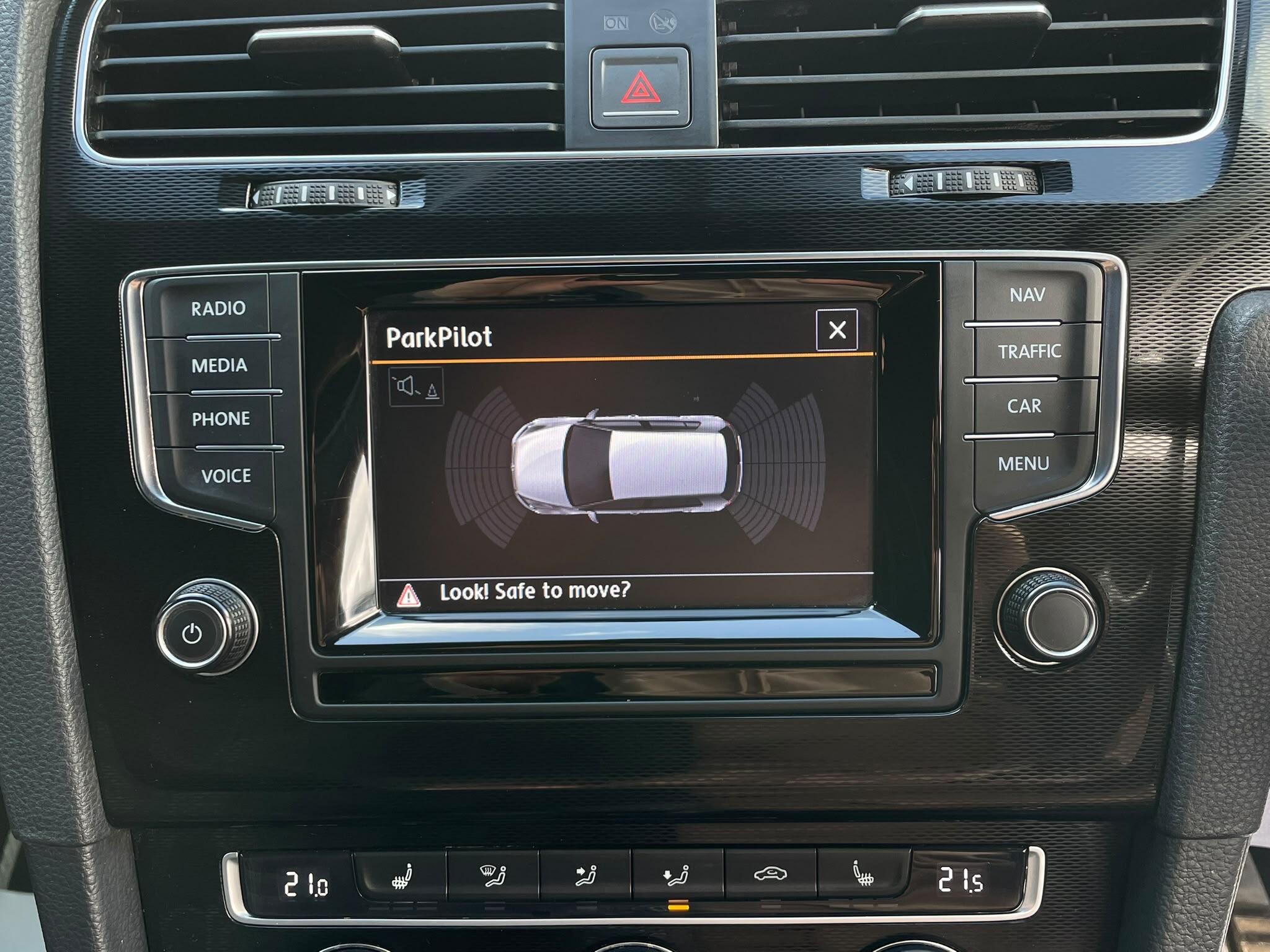 Volkswagen Golf view 30