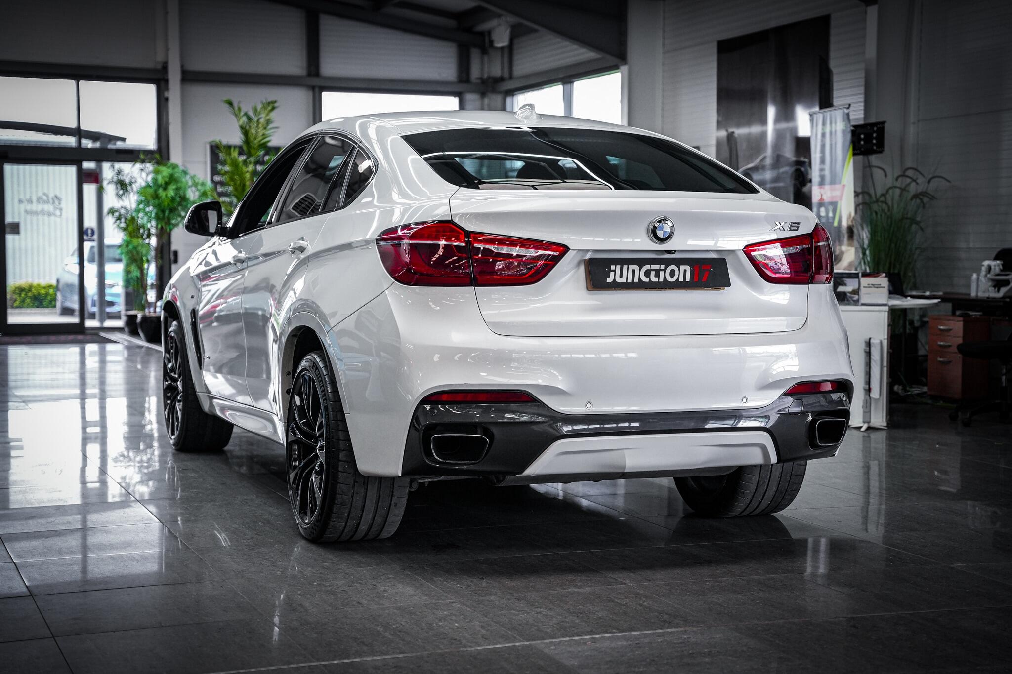 BMW X6 view 14