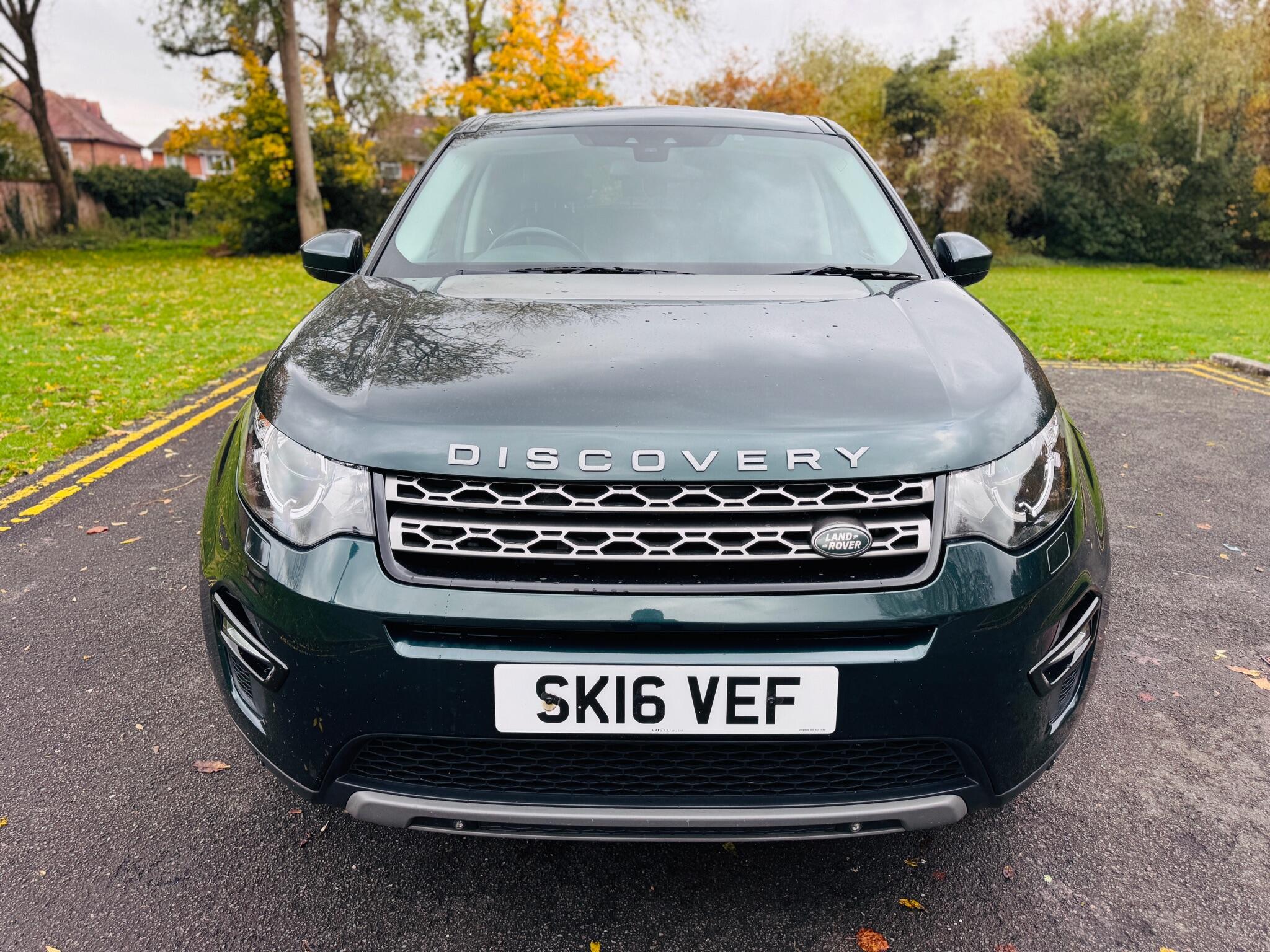 2016 Land Rover Discovery Sport 2.0 TD4 SE Tech 4WD Euro 6 (s/s) 5dr (5 Seat) • 100,000 miles image 10