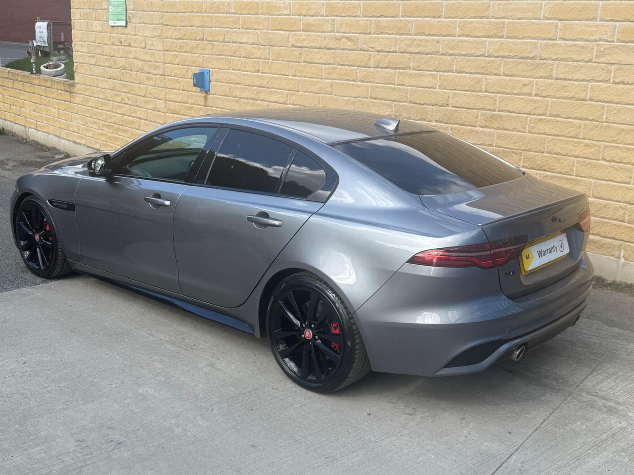 Jaguar XE view 3