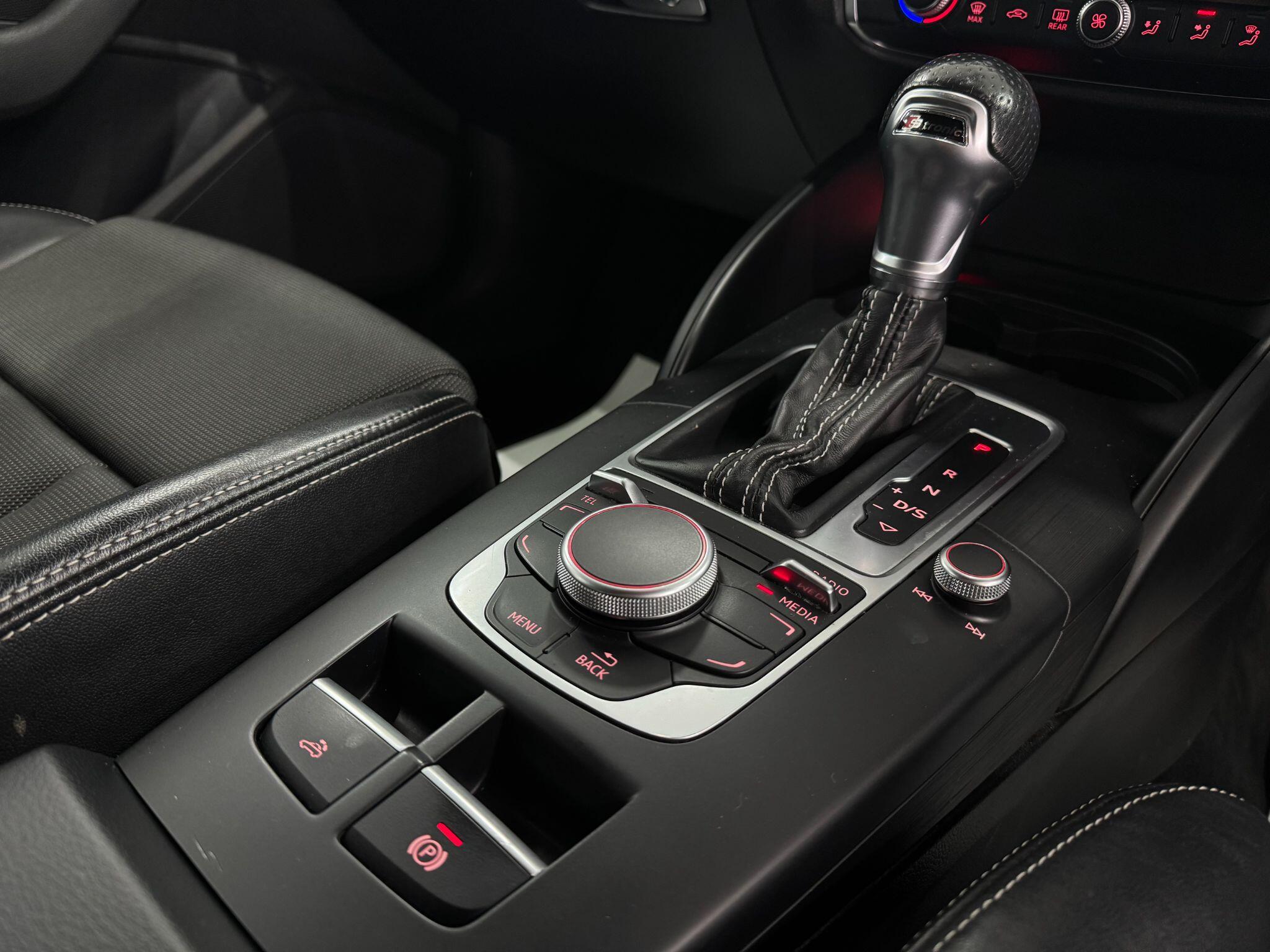Audi A3 view 24