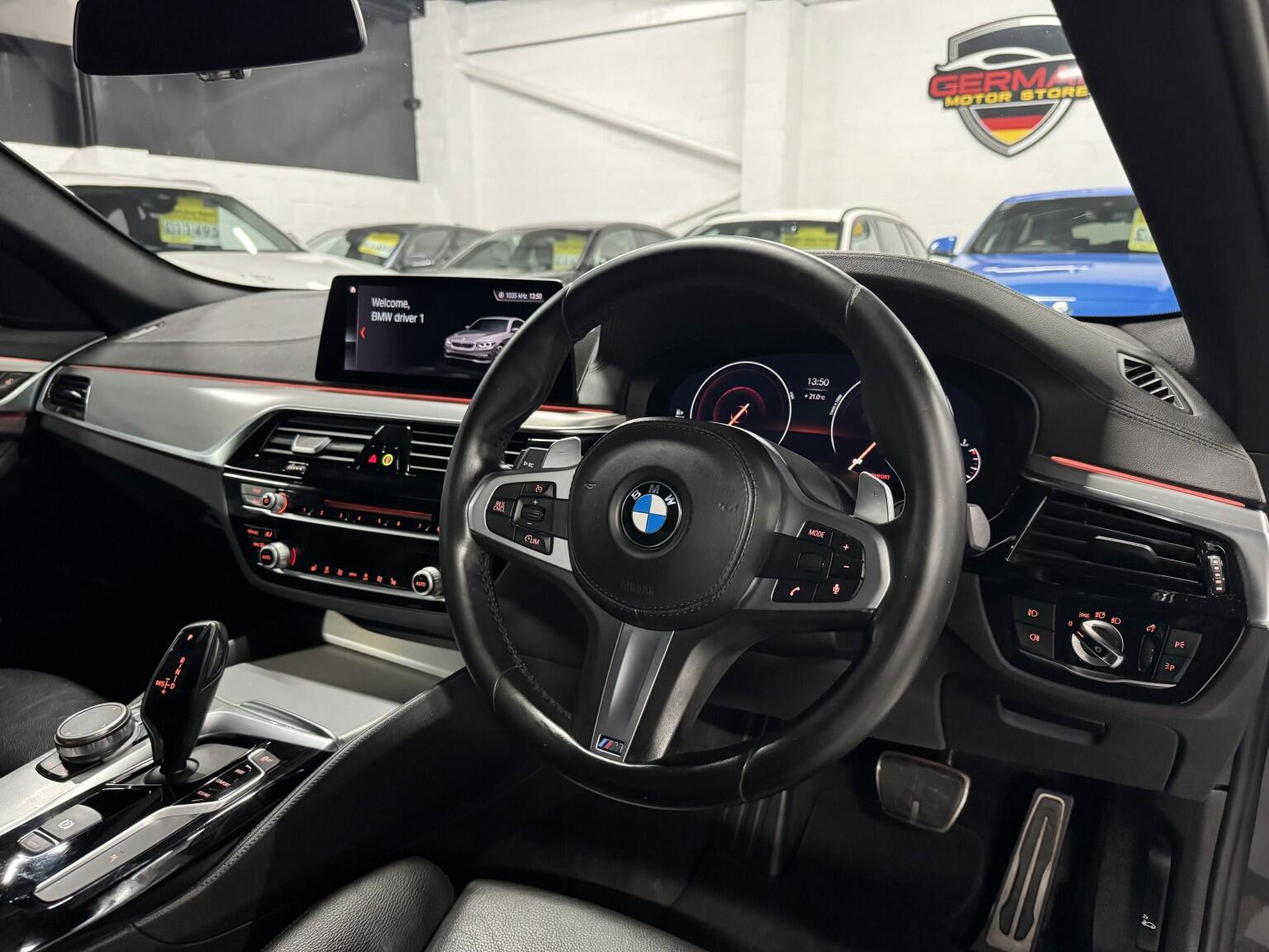 BMW 5 Series view 15