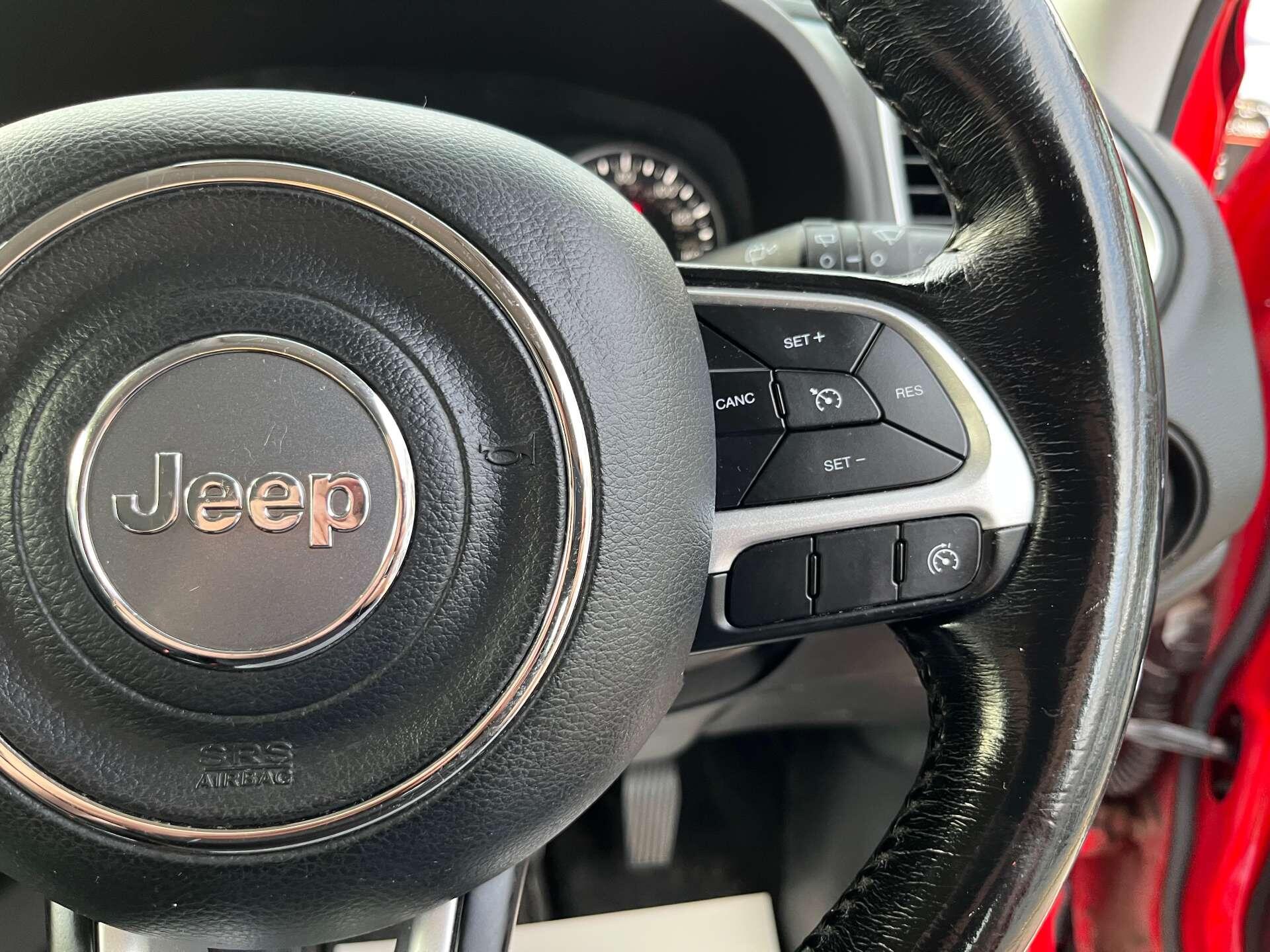 Jeep Renegade view 50