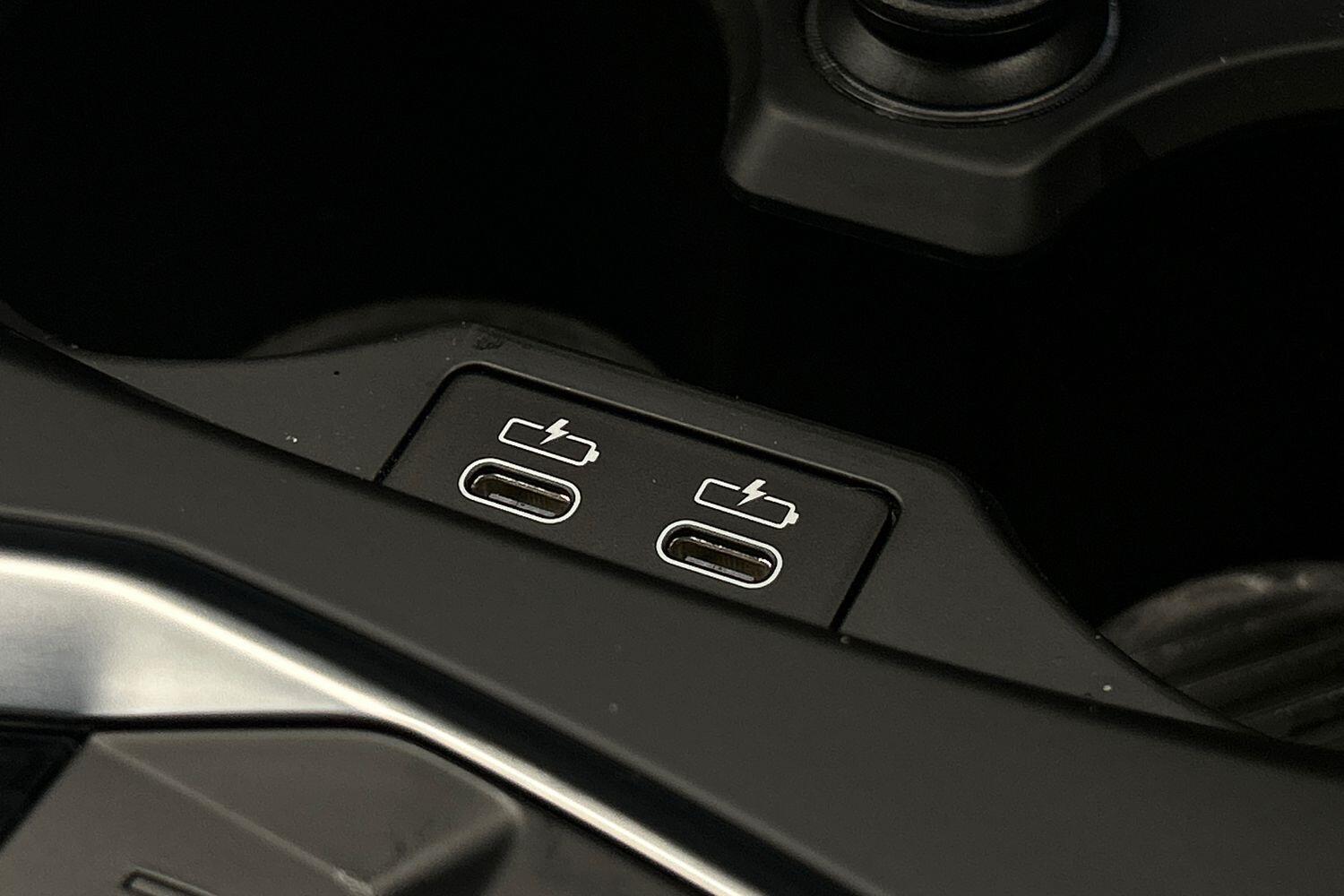 BMW 1 Series view 22