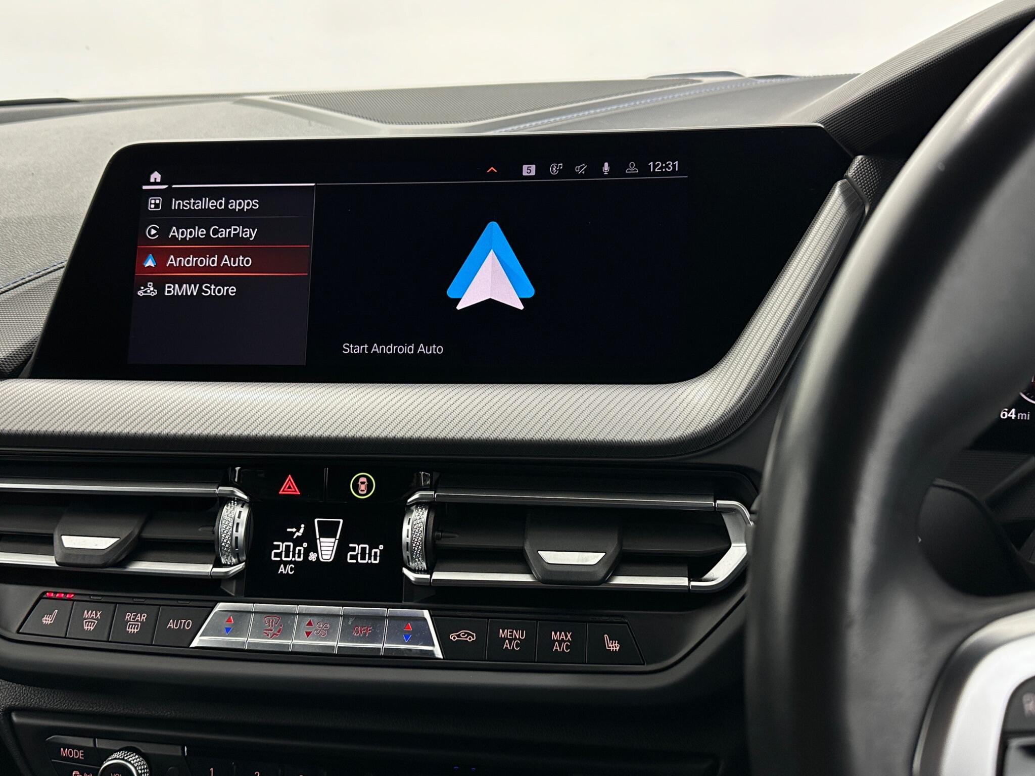 BMW 1 Series view 27