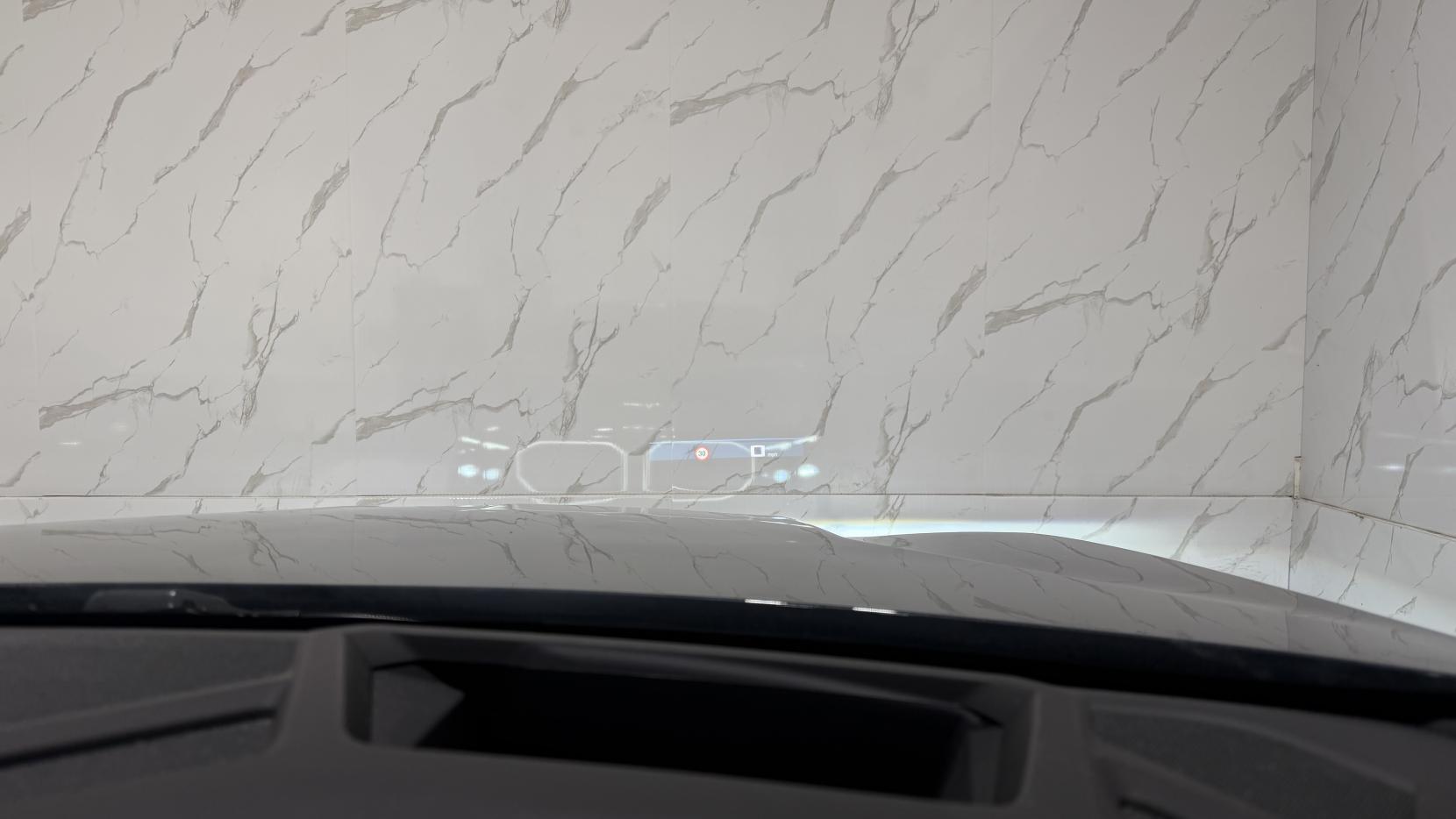 BMW XM view 22