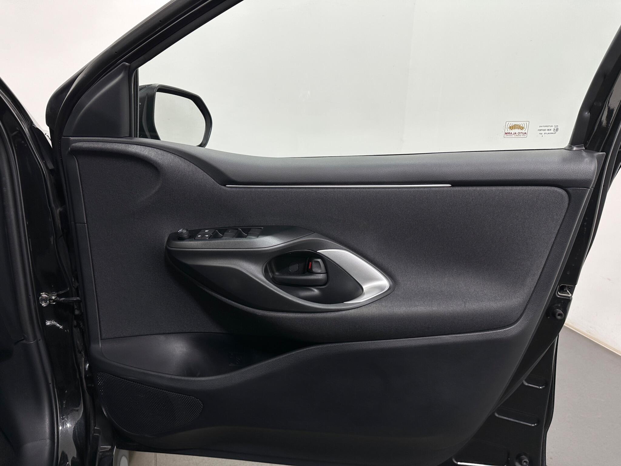Mazda Mazda2 view 31