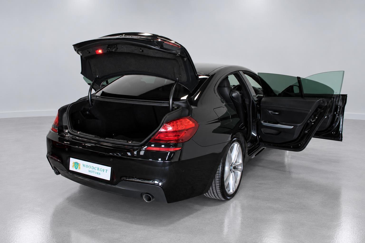 BMW 6 Series view 22