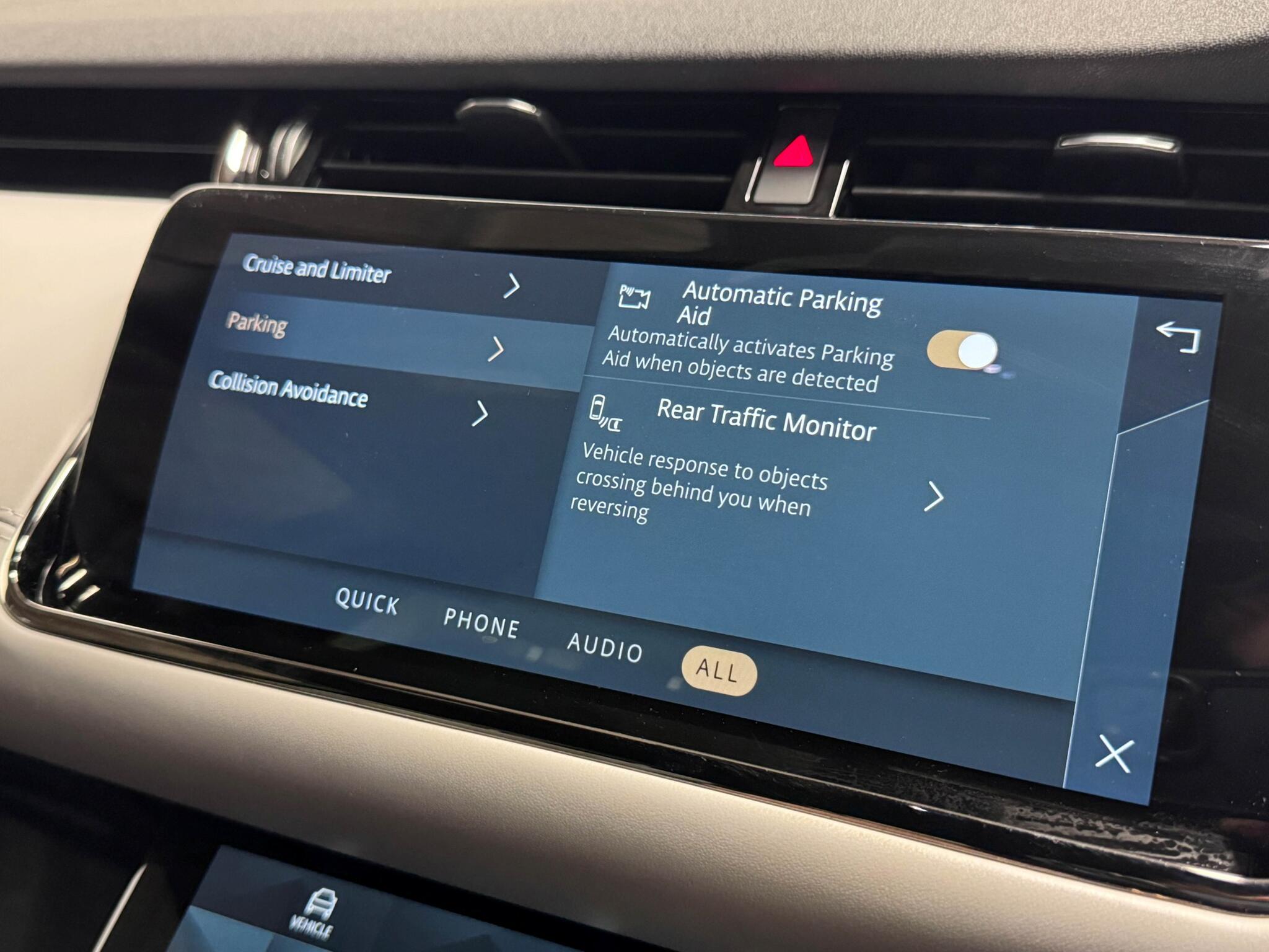 Land Rover Range Rover Evoque view 49
