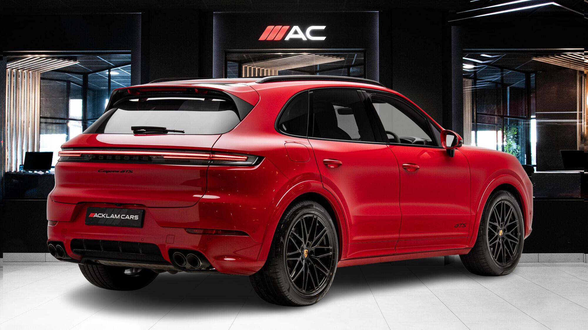 Porsche Cayenne view 4