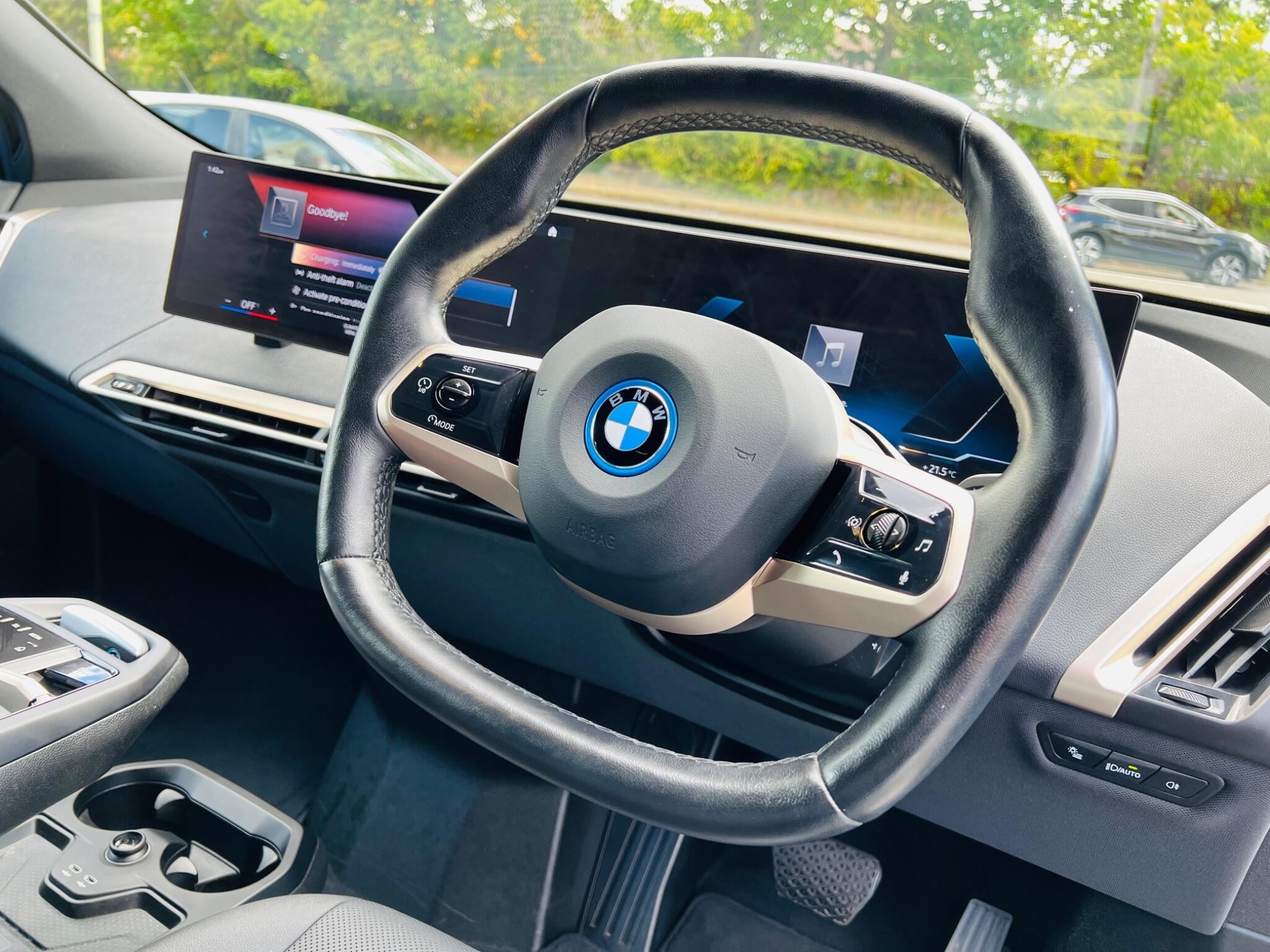 2022 BMW iX 40 76.6kWh M Sport Auto xDrive 5dr • 23,495 miles image 62