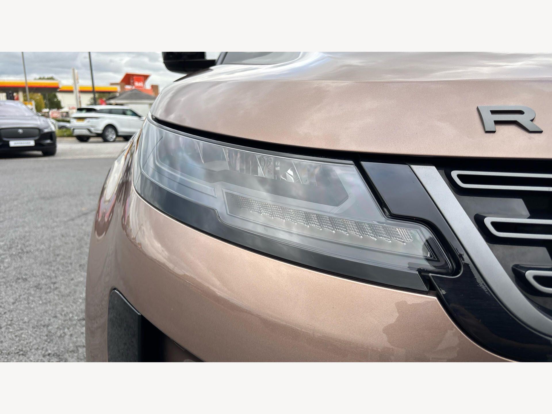 Land Rover Range Rover Evoque view 21