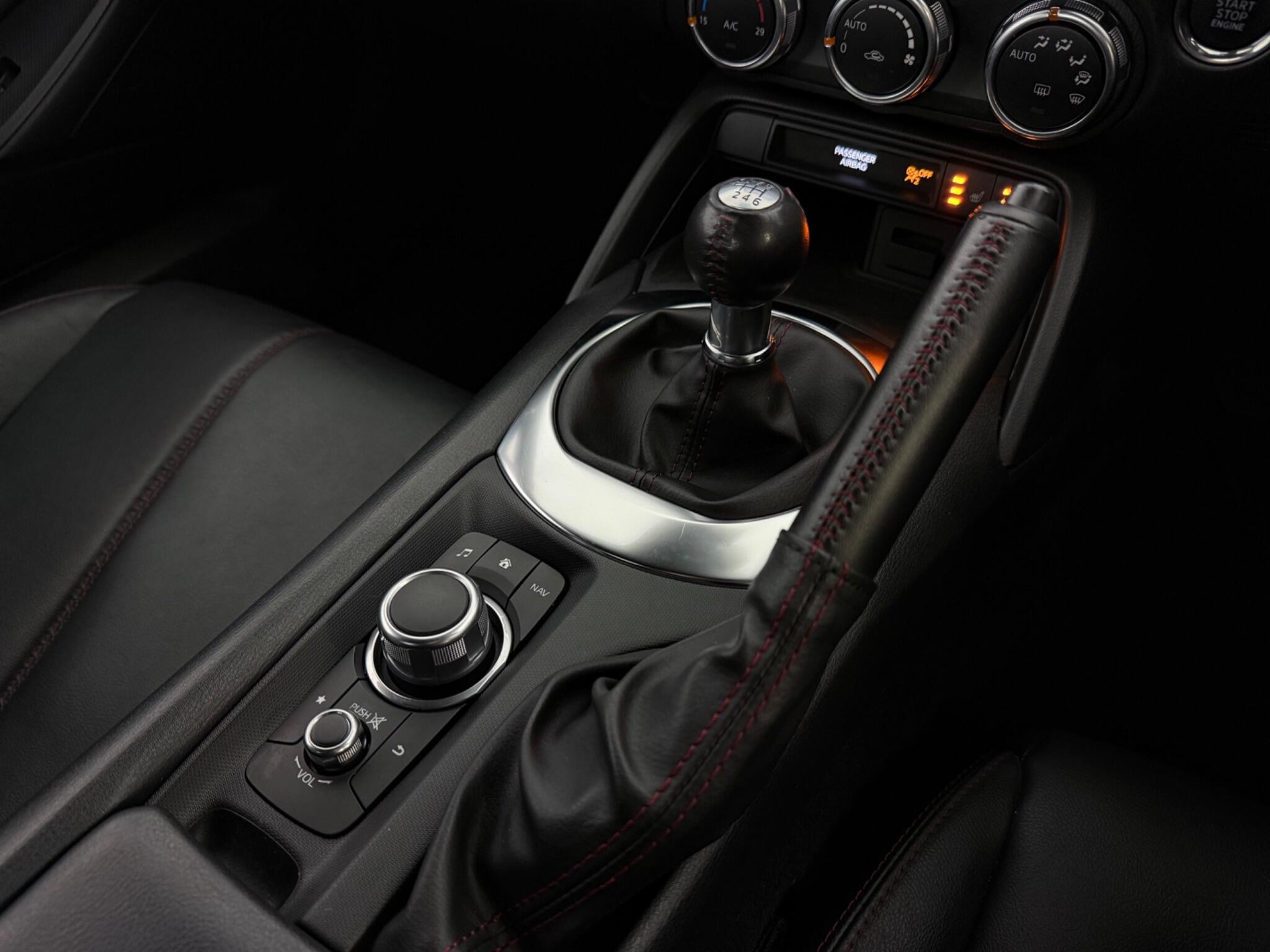 Mazda MX-5 view 22