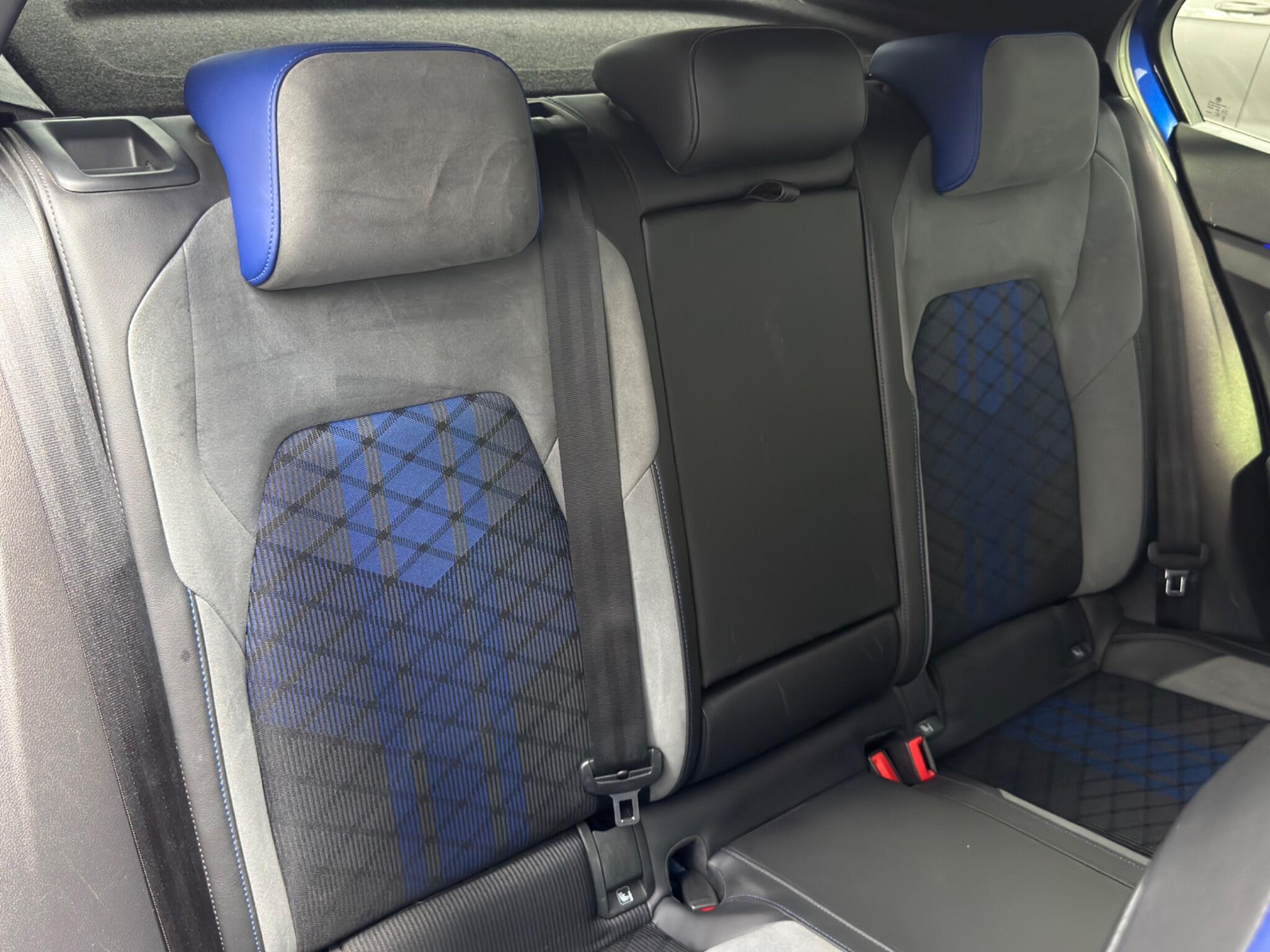 Volkswagen Golf view 42