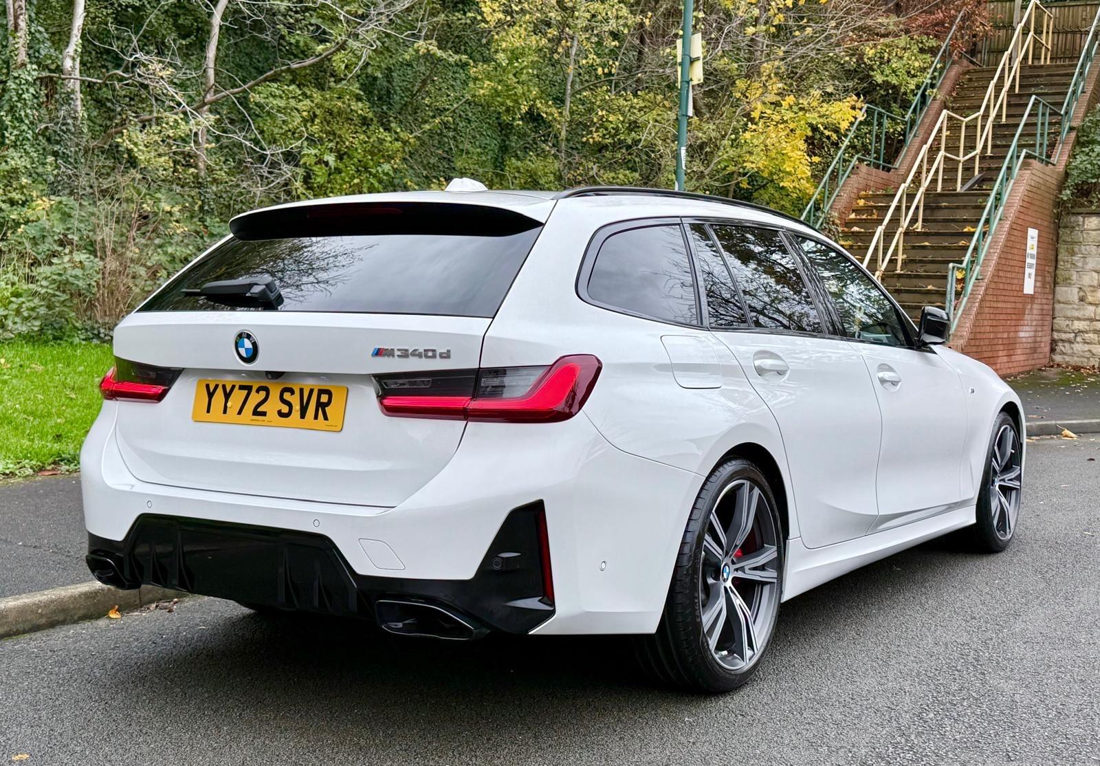 BMW 3 Series view 40