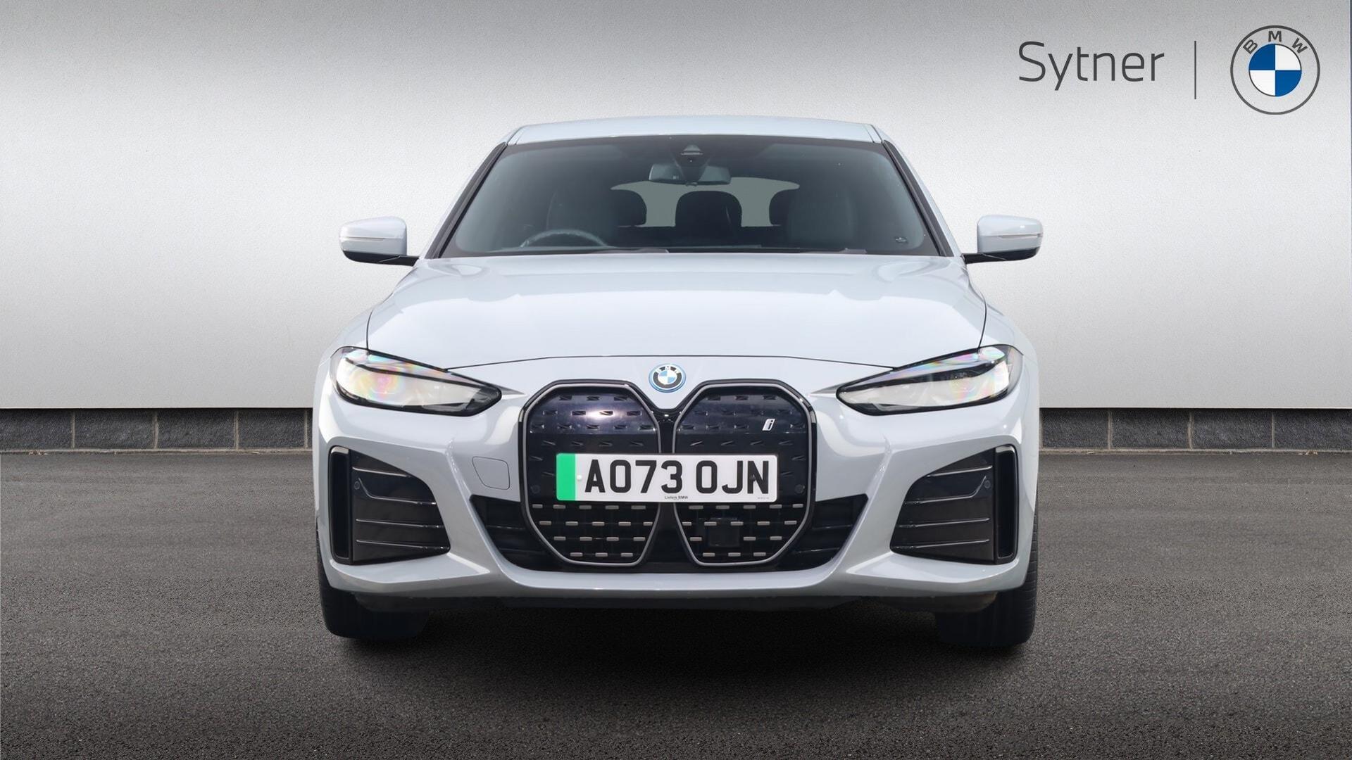 BMW i4 view 16